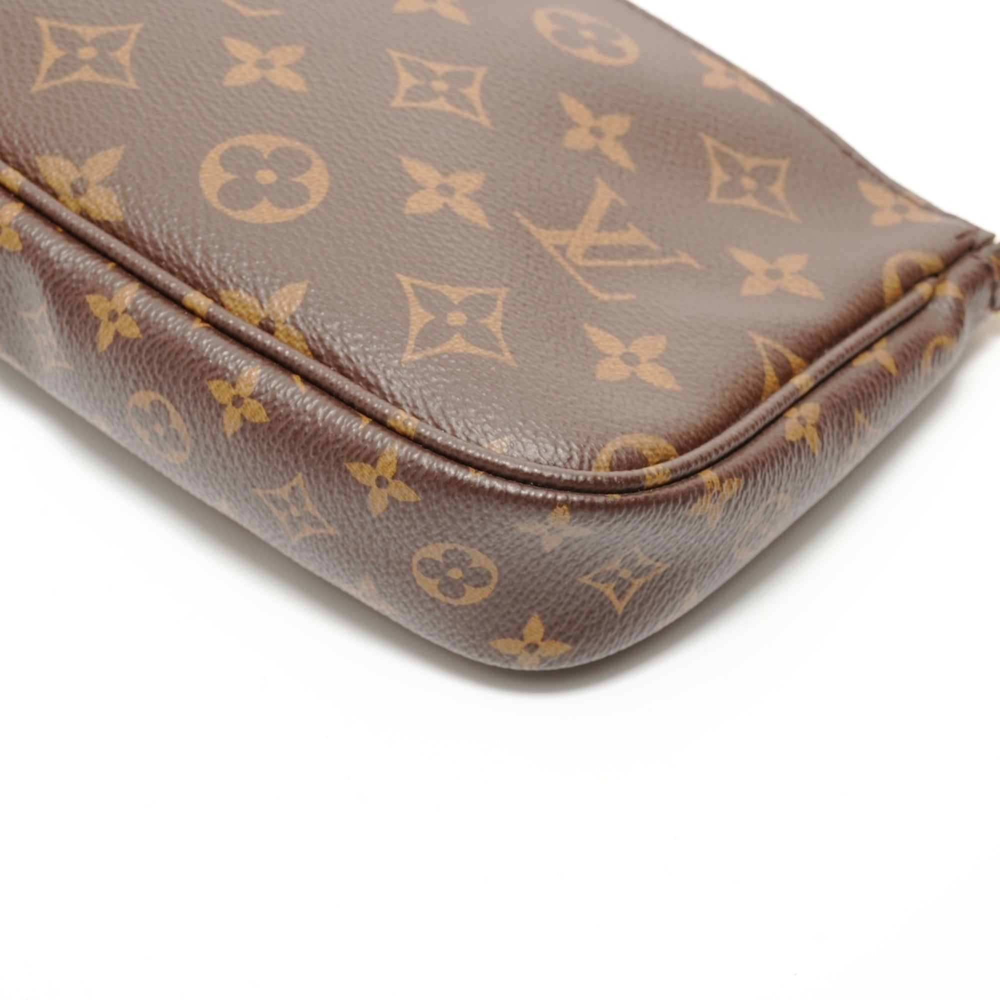 Louis Vuitton Monogram Brown Monogram Pochette Shoulder Bag (Pre-Owned)