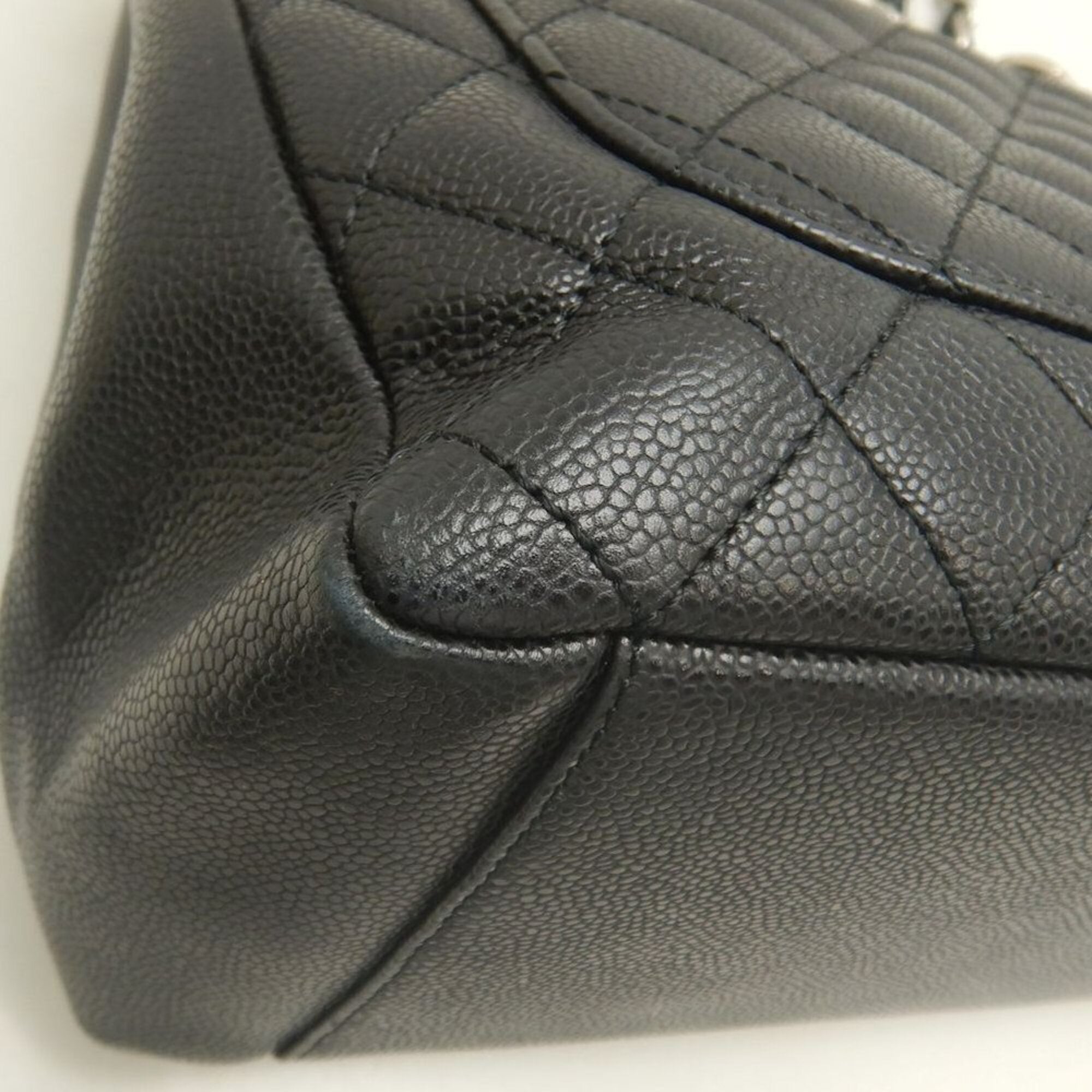 Chanel Black Grained Calfskin Tote Bag (Pre-Owned)
