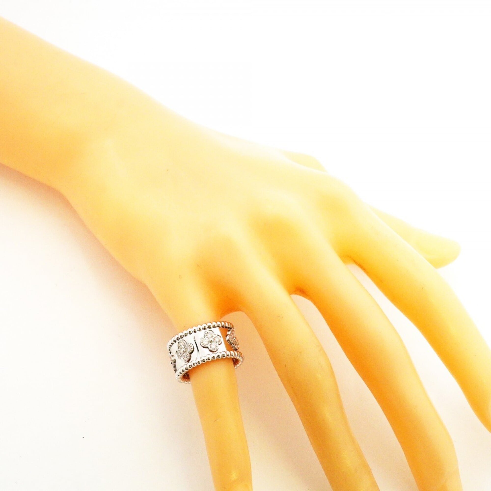 Van Cleef & Arpels White Gold (18K) Band Ring (Pre-Owned)