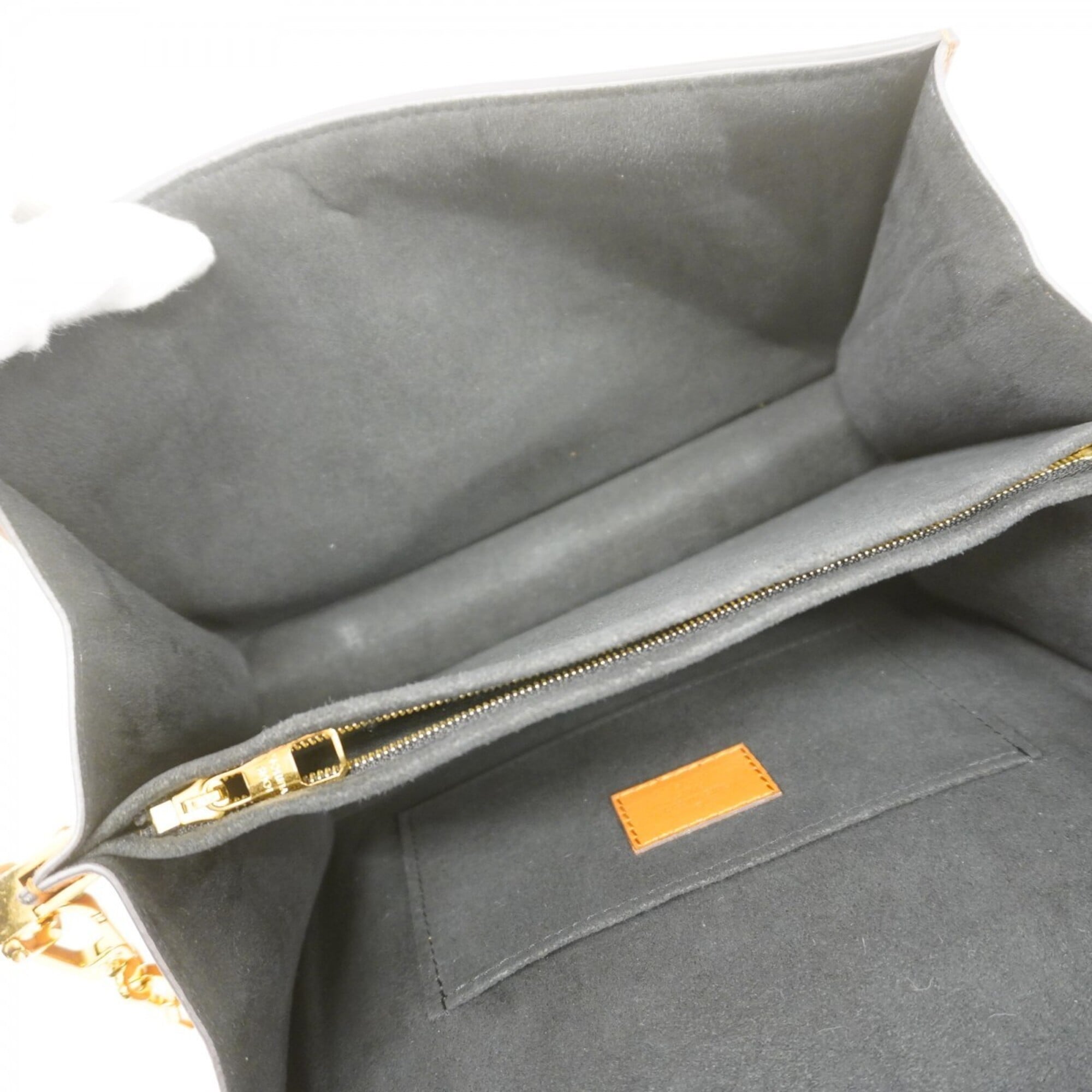 Louis Vuitton Brown Shoulder Bag (Pre-Owned)
