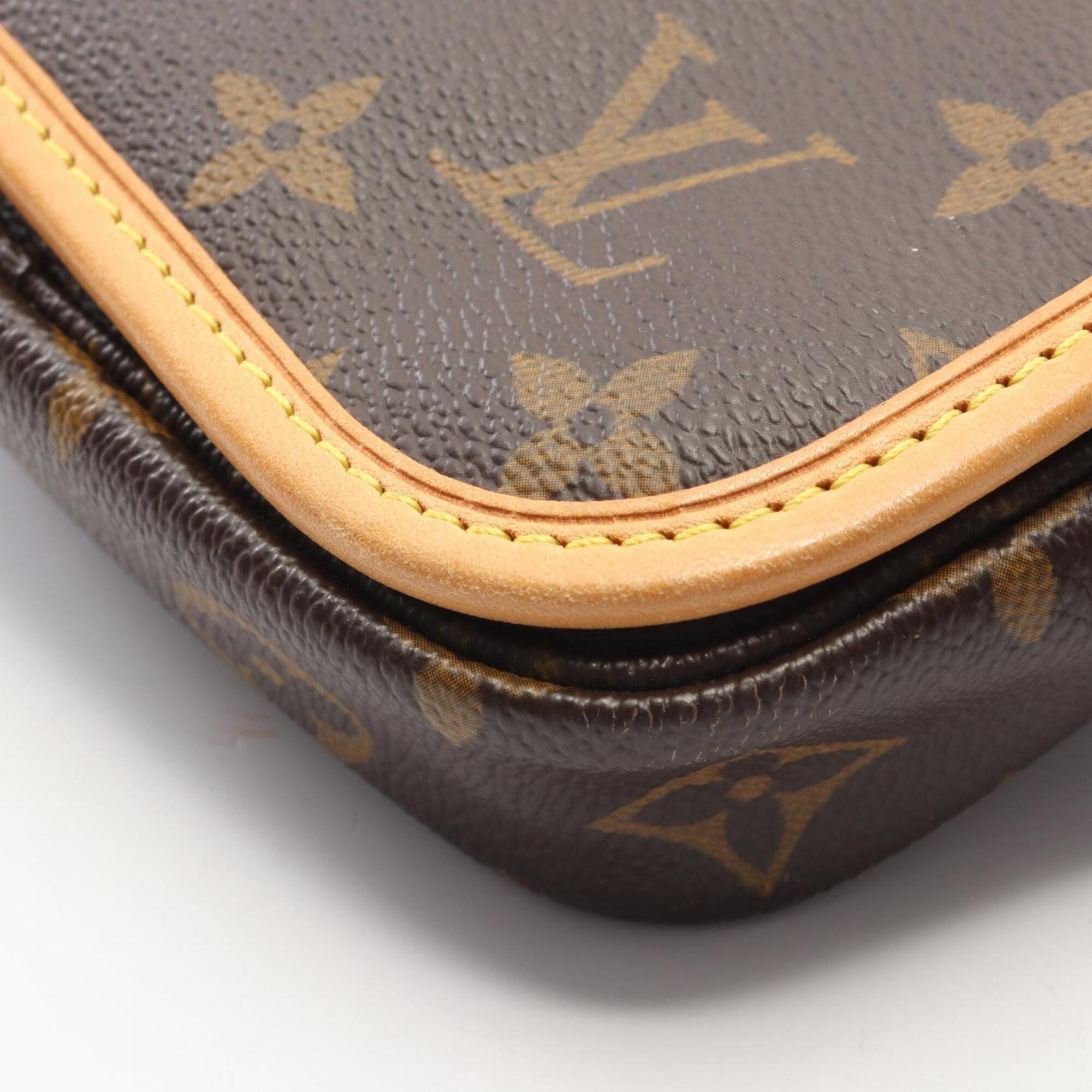 Louis Vuitton Brown Coated Canvas Leather Fanny Pack Handbag (Pre-Owned)