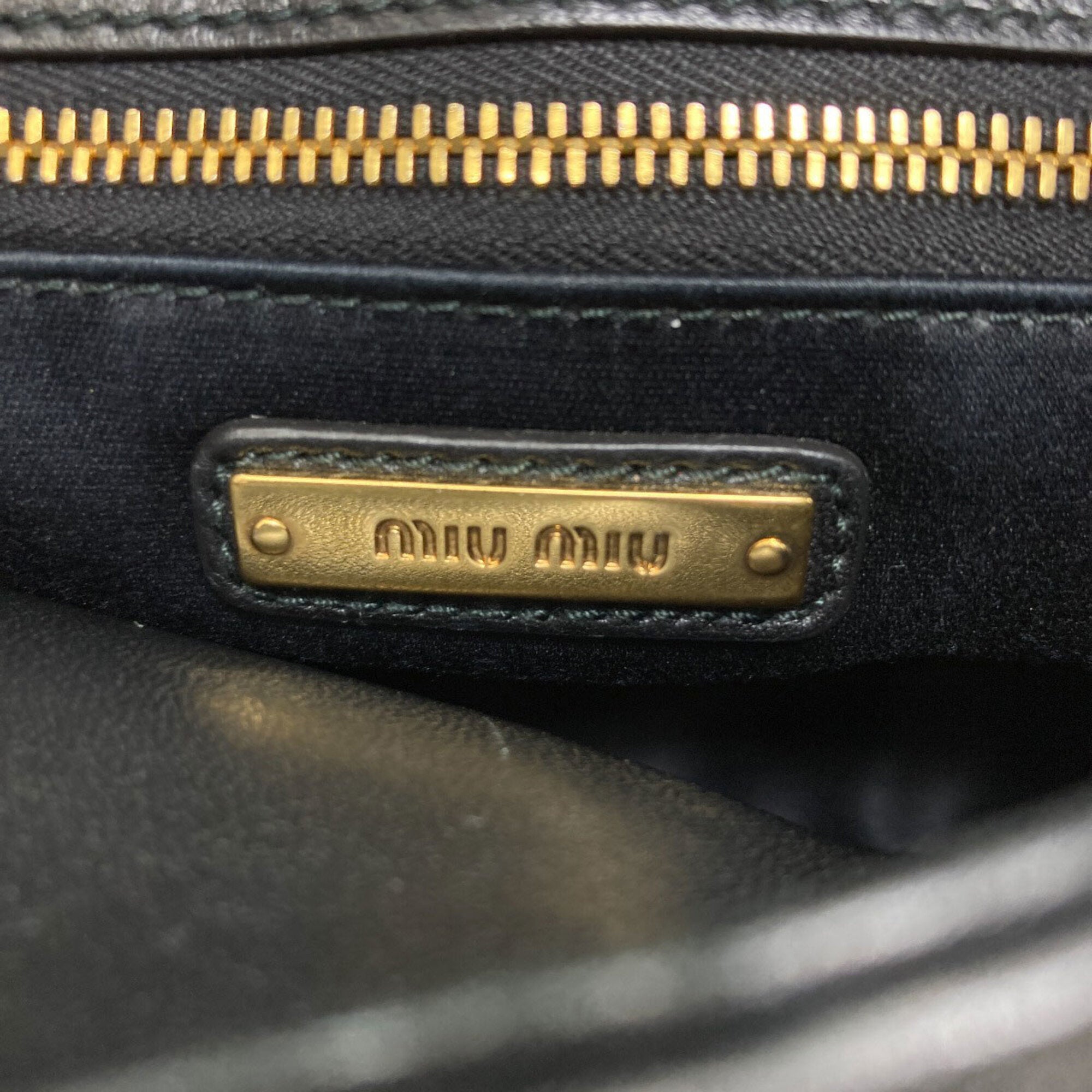 Miu Miu Black Leather Shoulder Bag (Pre-Owned)