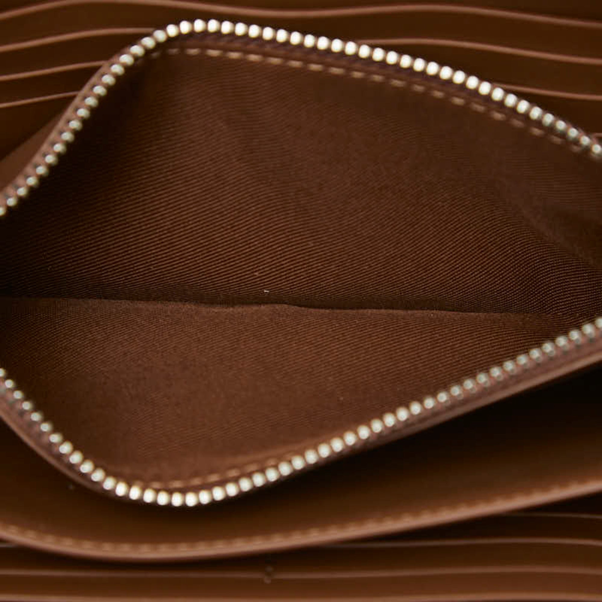 Gucci Brown Leather Long Wallet (Bi-Fold) (Pre-Owned)