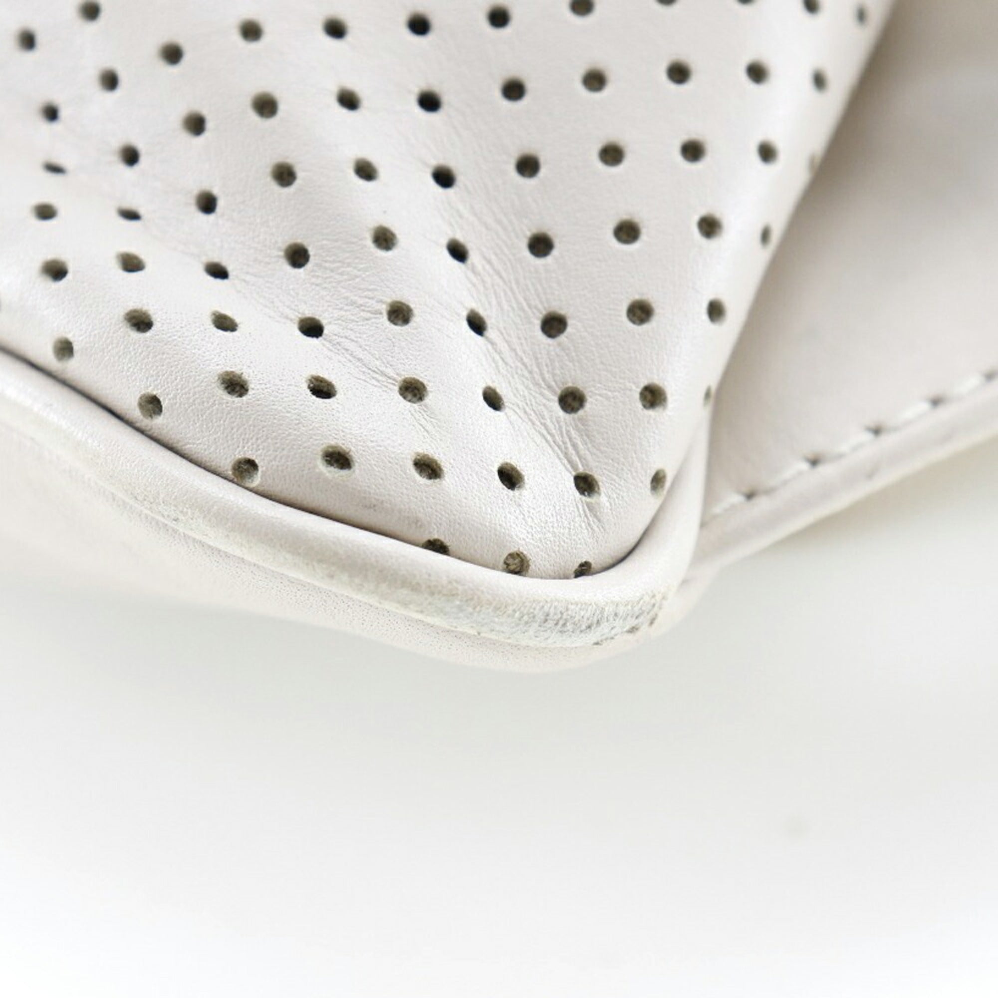 Bottega Veneta Ivory Leather Backpack (Pre-Owned)