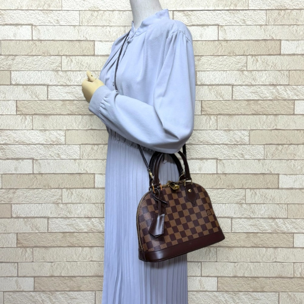 Louis Vuitton Damier Brown Damier Canvas Shoulder Bag (Pre-Owned)