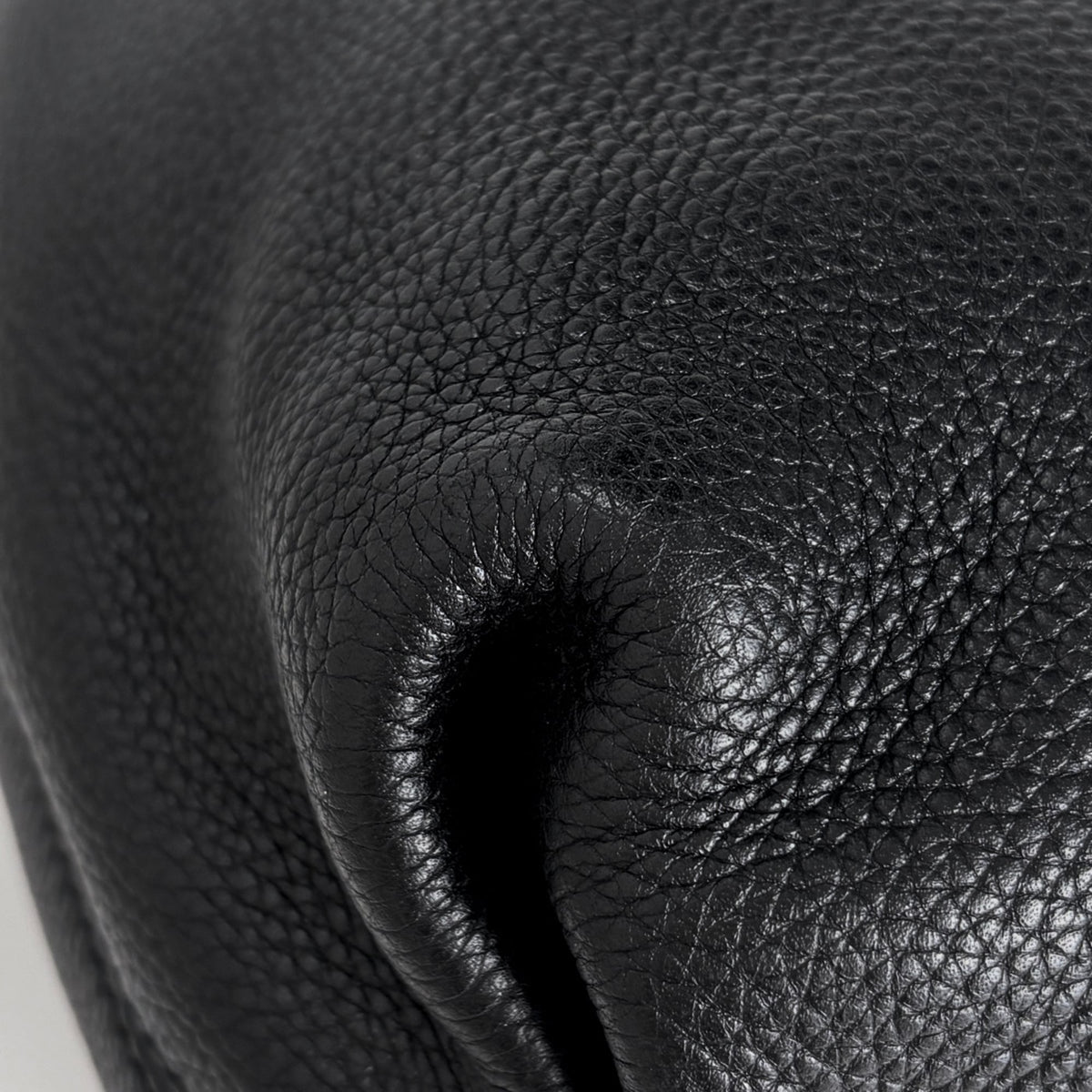 Gucci Soho Black Leather Shoulder Bag (Pre-Owned)