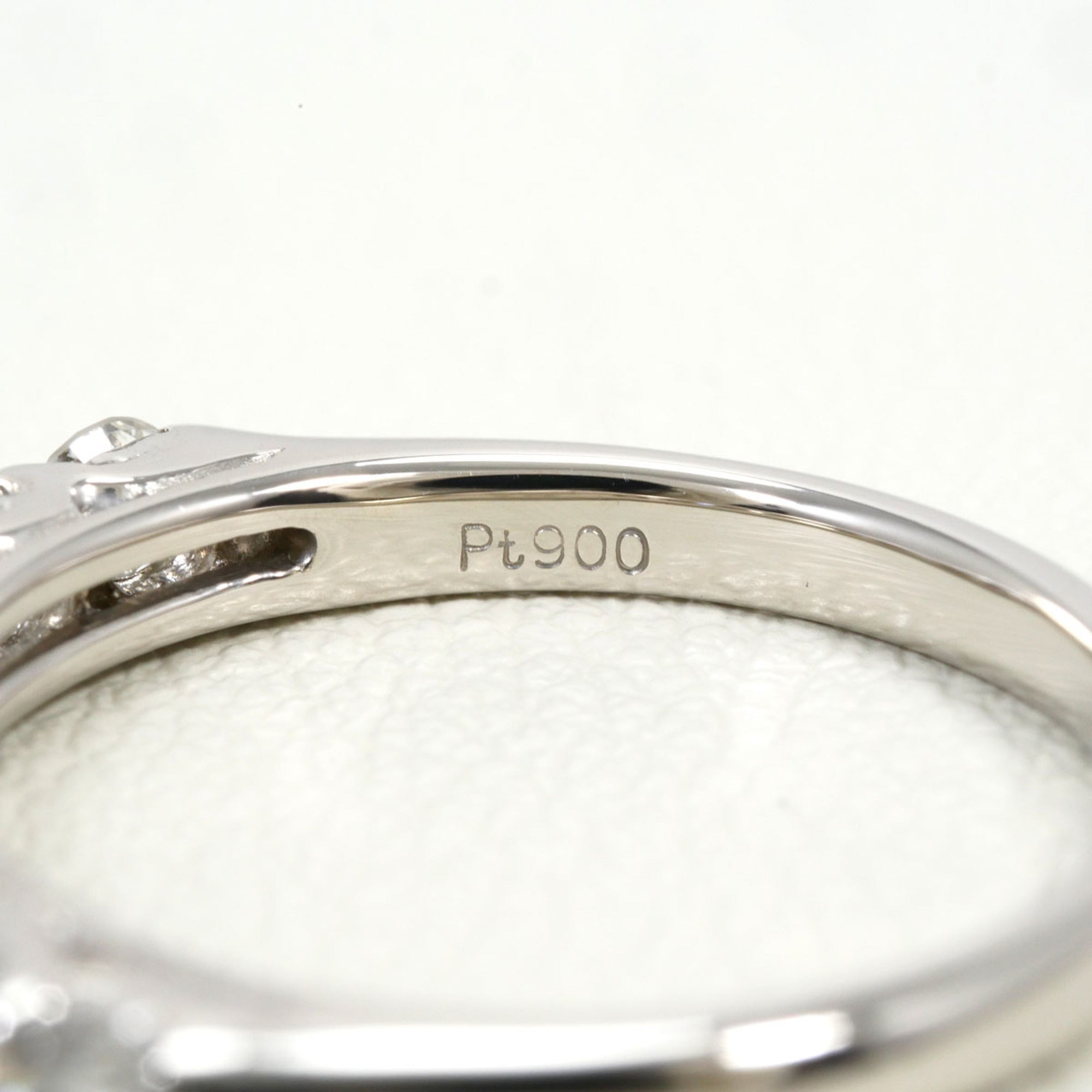 Unbranded Platinum Platinum 900 Band Ring (Pre-Owned)