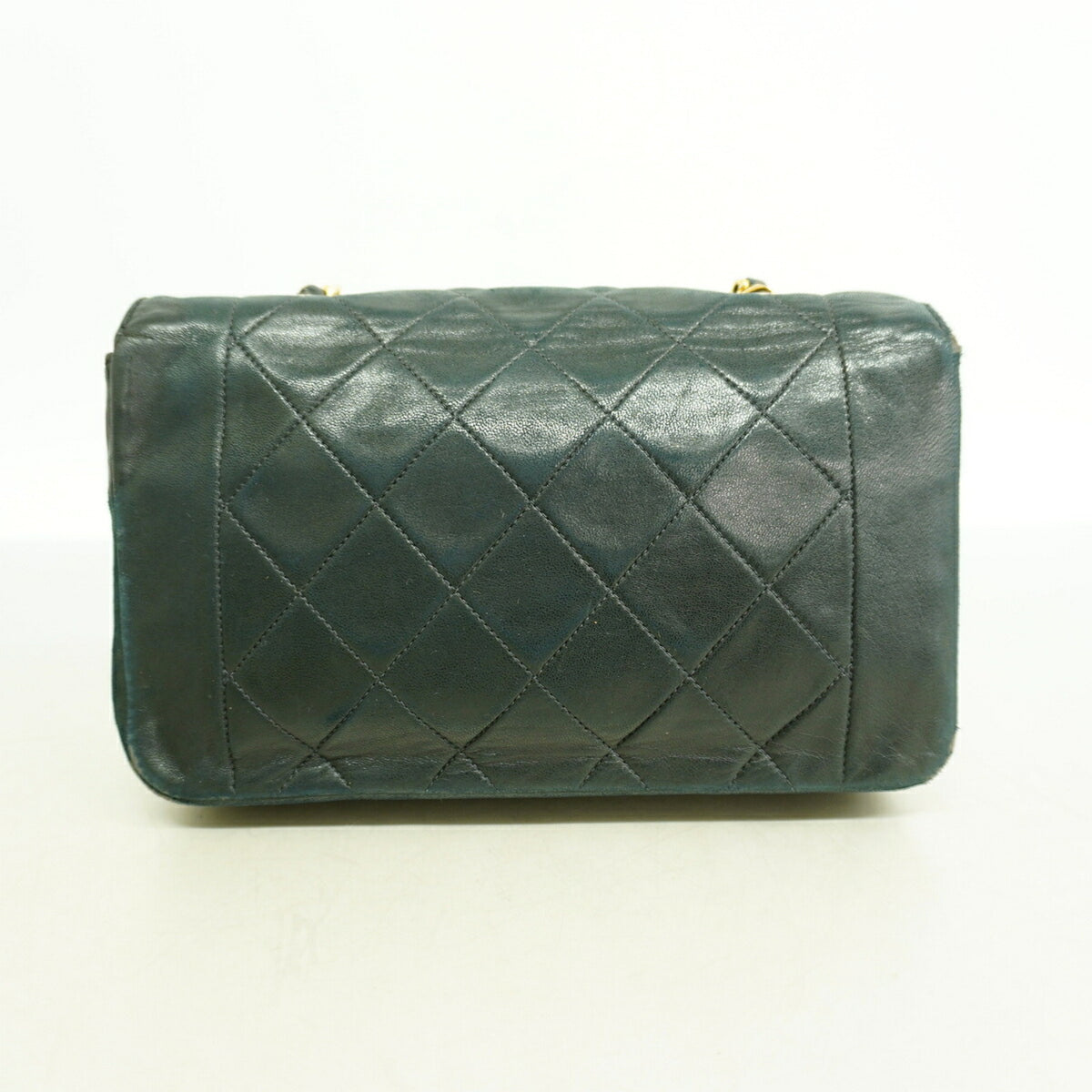 Chanel Black Leather Shoulder Bag (Pre-Owned)