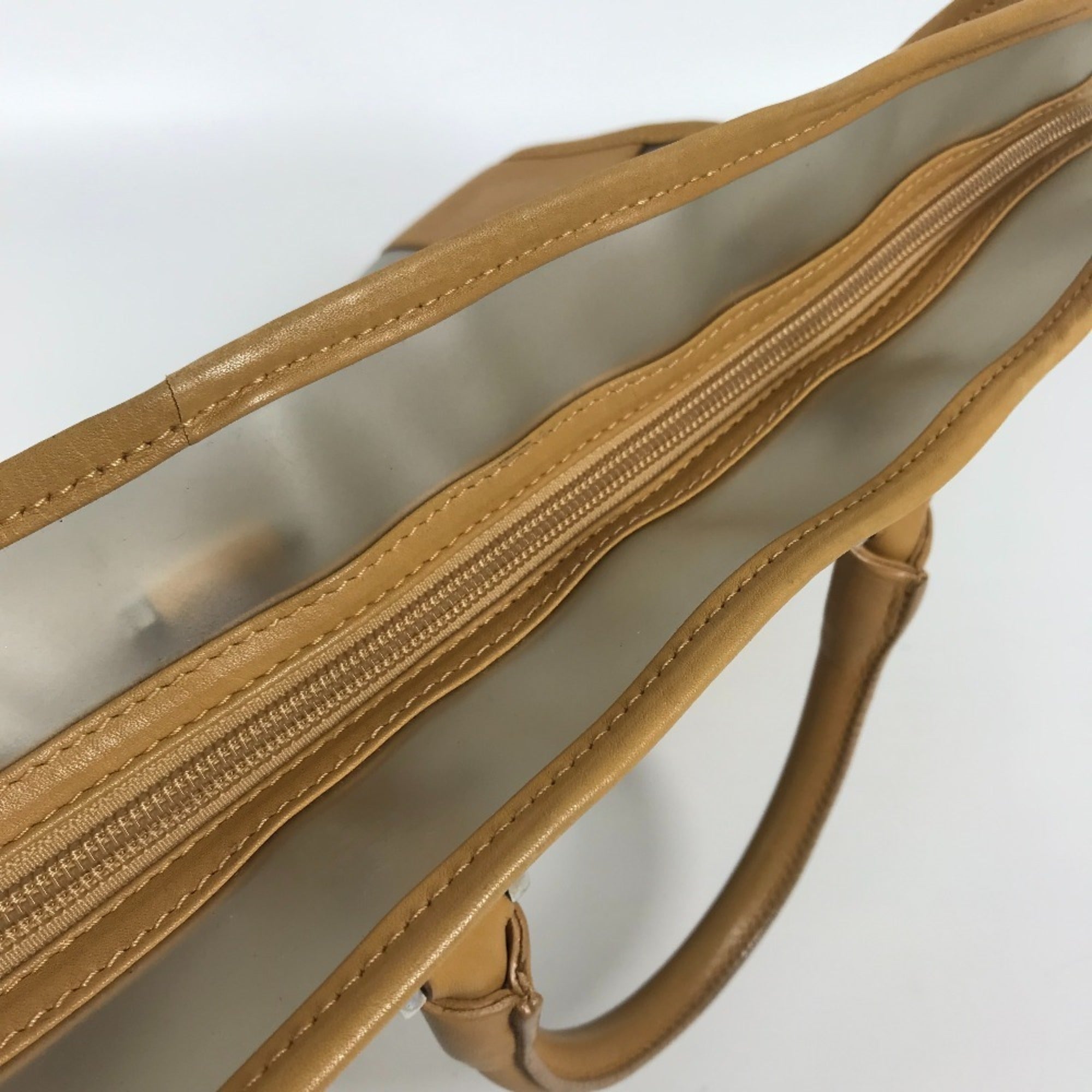 Loewe Amazona Beige Vinyl Leather Boston Bag Handbag (Pre-Owned)