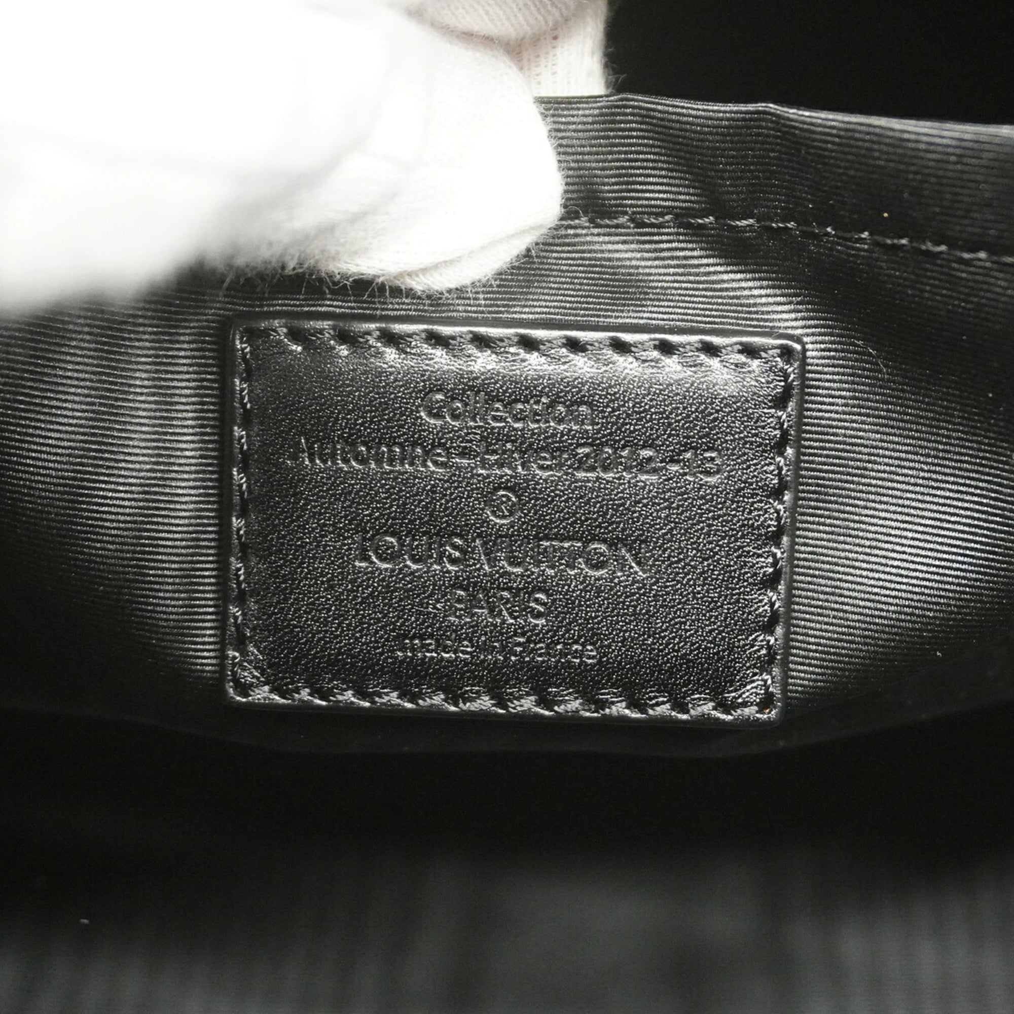 Louis Vuitton Beige Black Handbag (Pre-Owned)