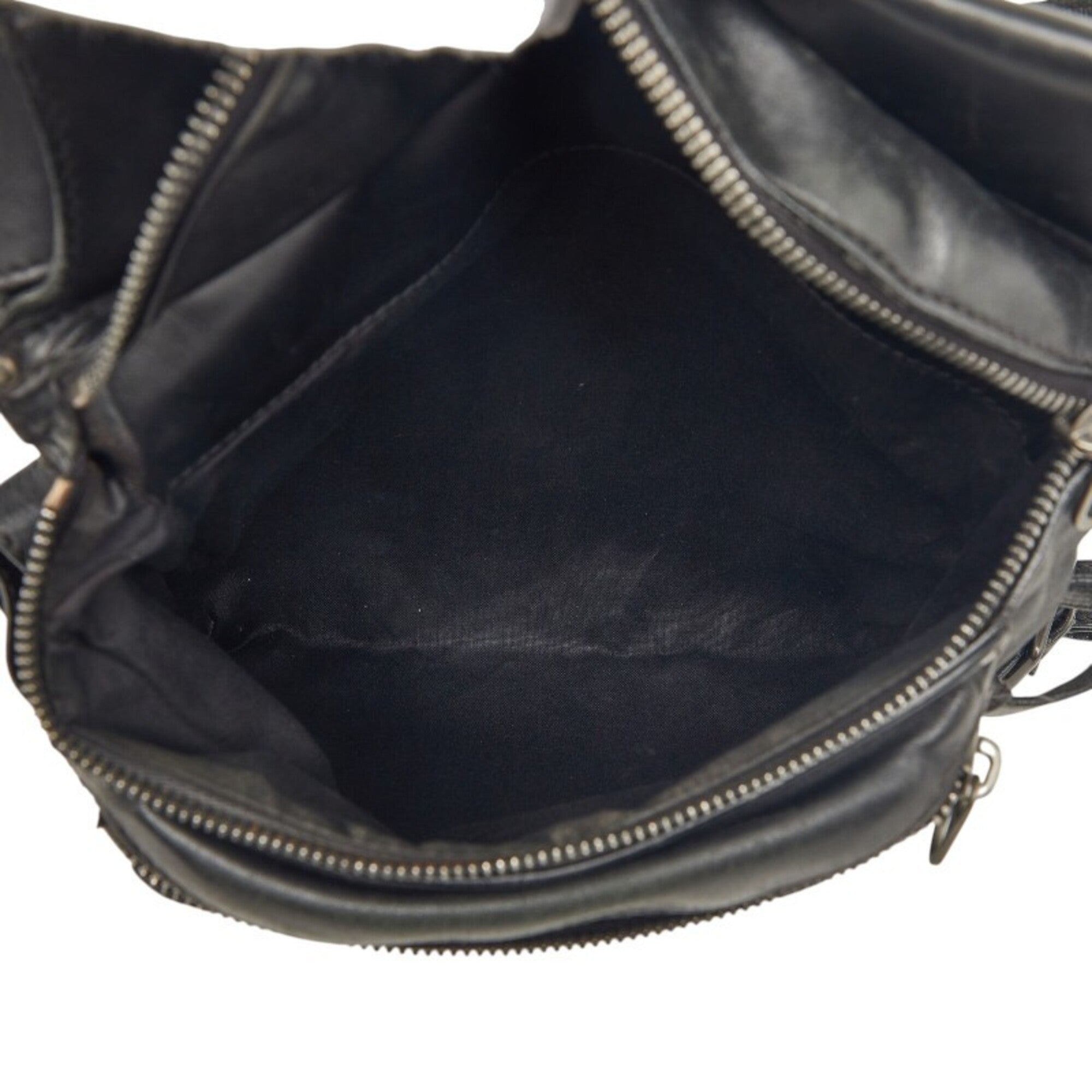 Bottega Veneta Black Leather Sling Bag (Pre-Owned)