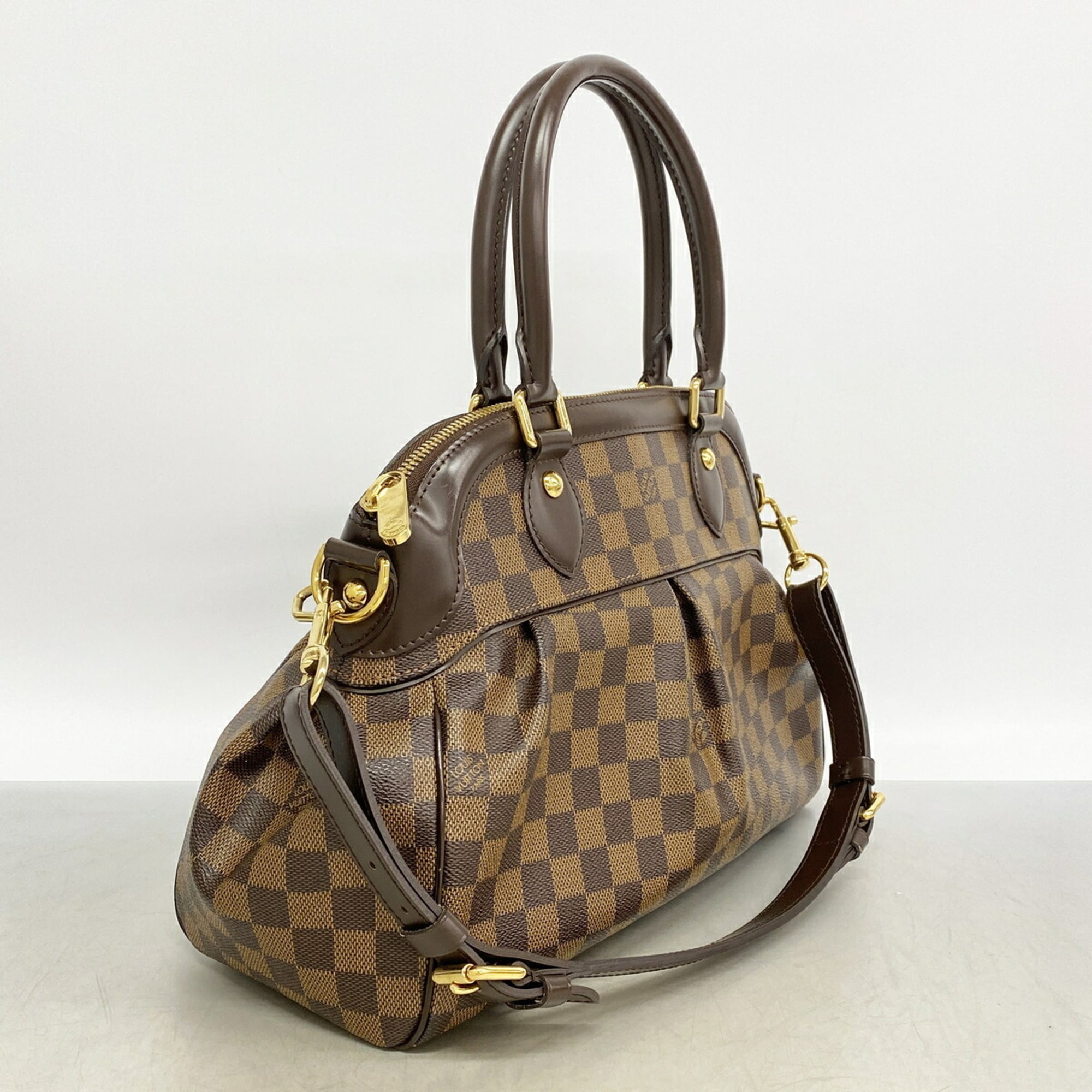Louis Vuitton Ebene Handbag (Pre-Owned)