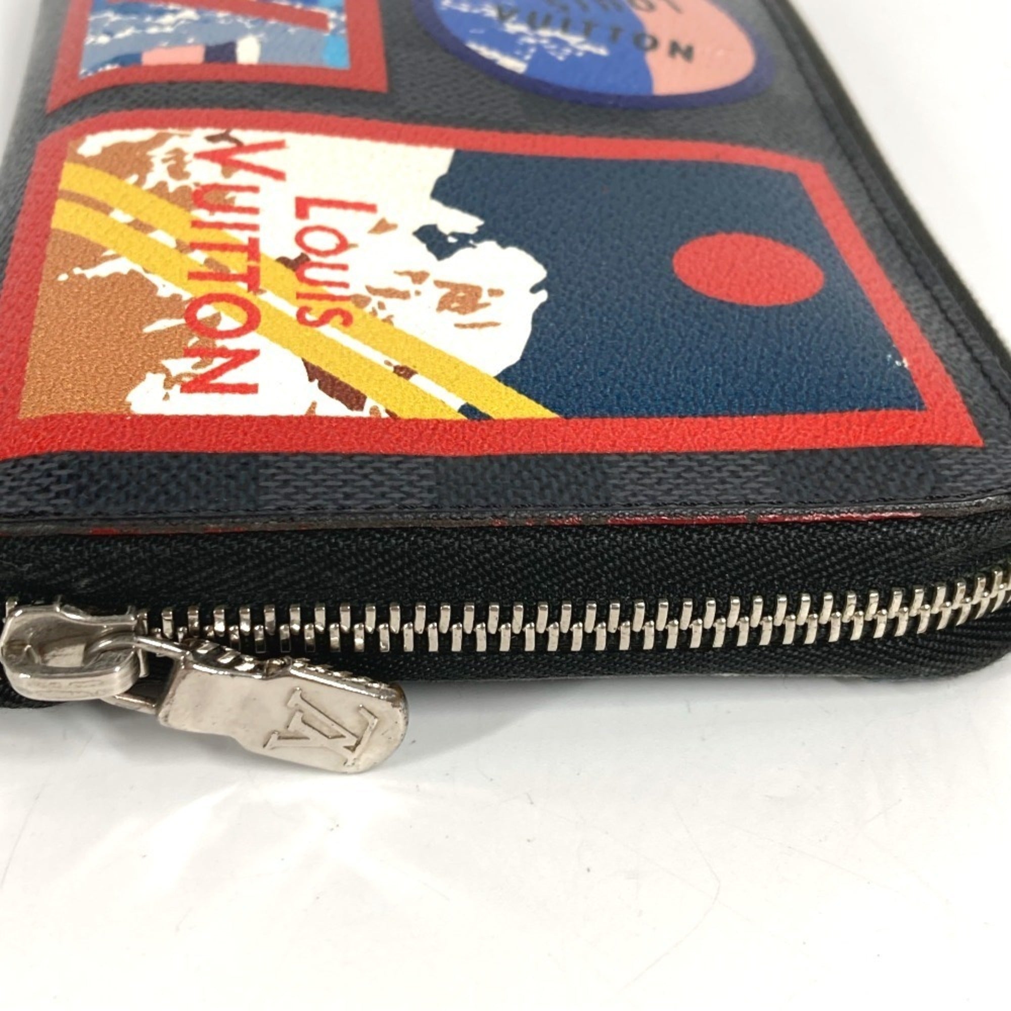 Louis Vuitton Black Multi-Color Damier Graphite Long Wallet (Bi-Fold) (Pre-Owned)