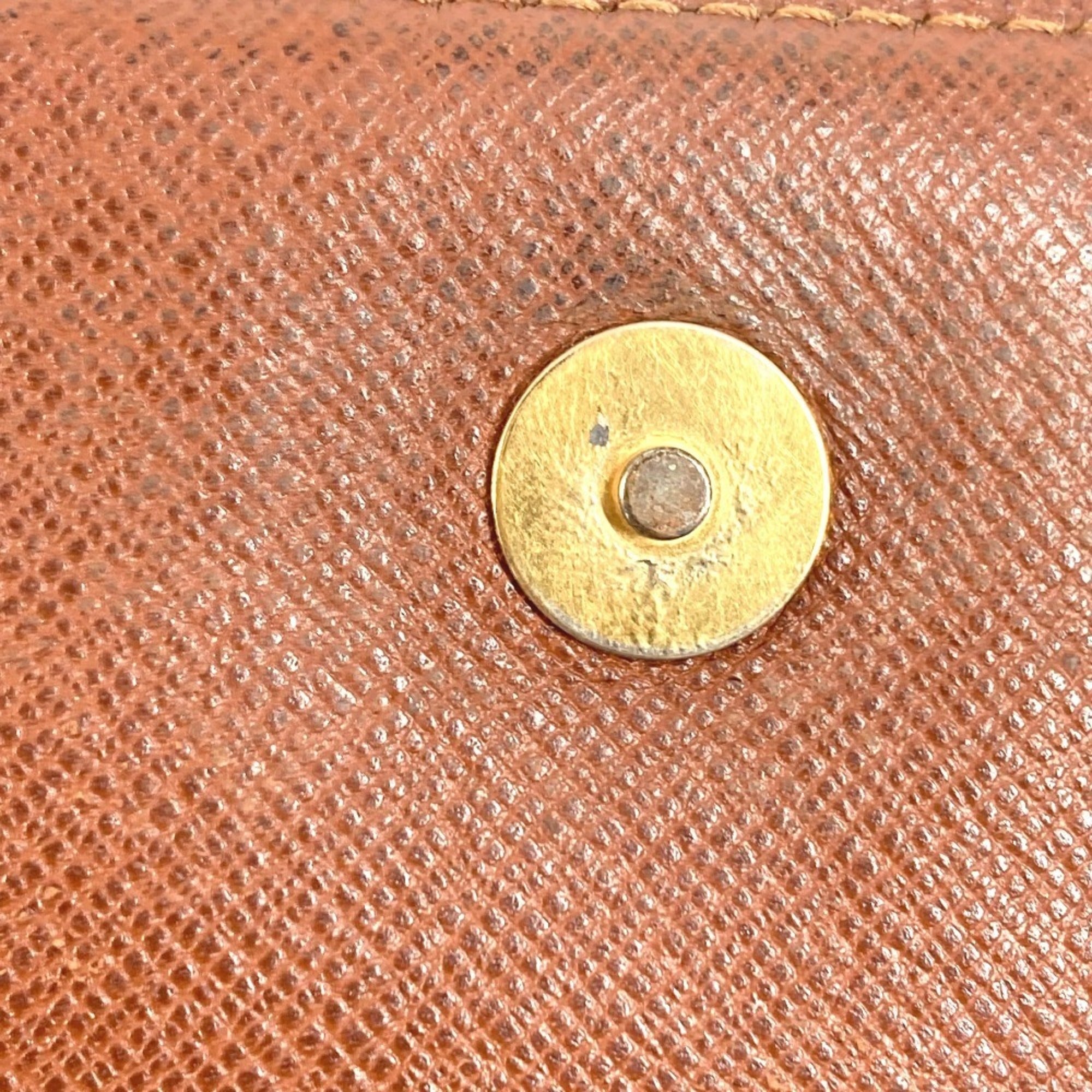 Louis Vuitton Brown Monogram Monogram Shoulder Bag (Pre-Owned)
