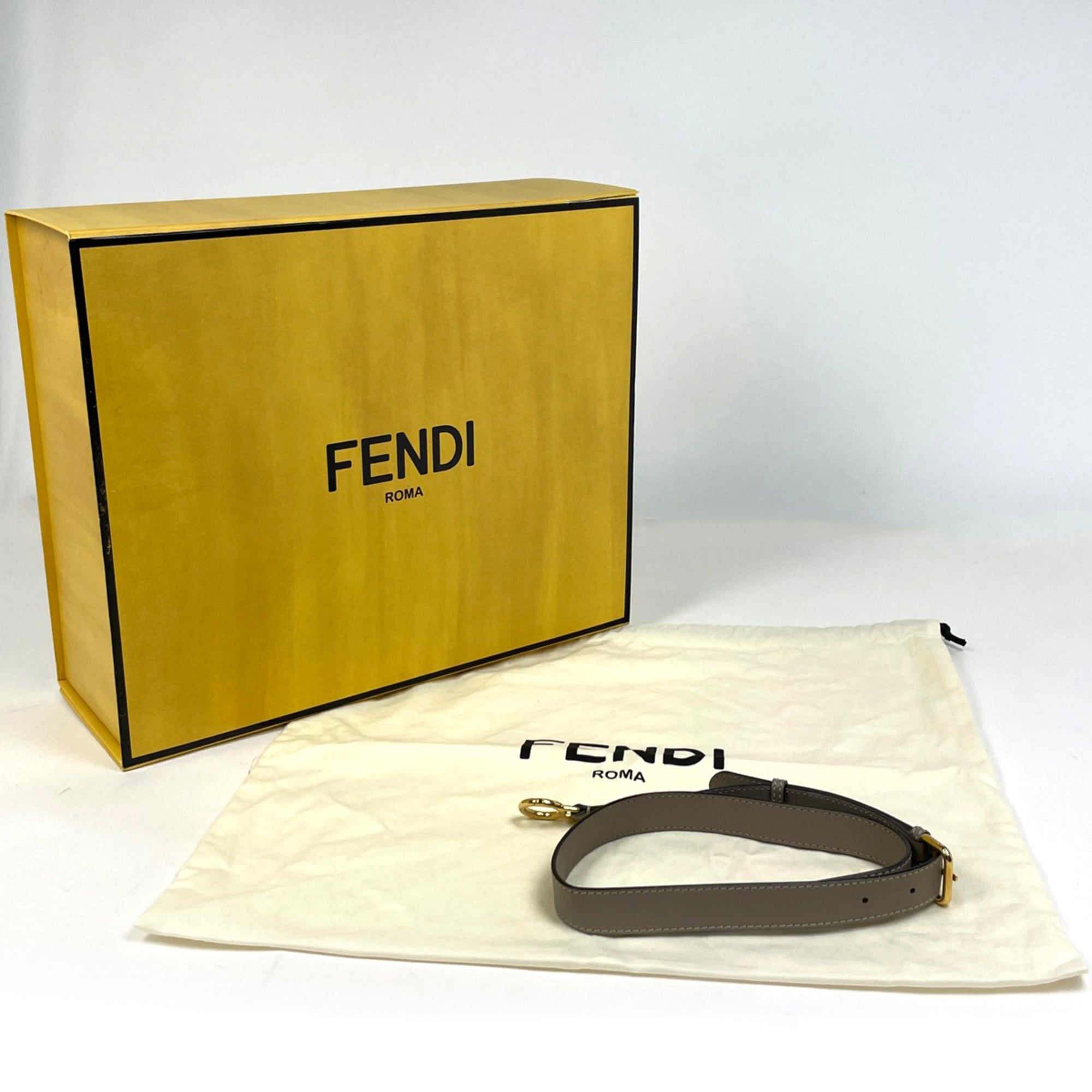 Fendi Peekaboo Grayish Leather Handbag Shoulder Bag (Pre-Owned)