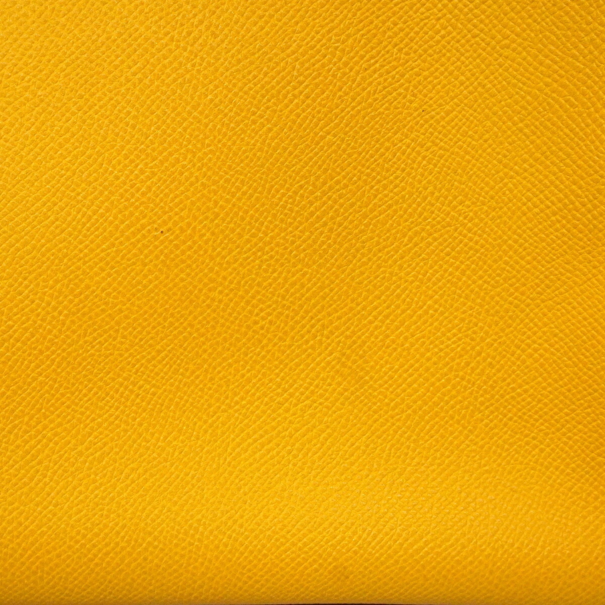 Hermes Jaune Courchevel Leather Handbag (Pre-Owned)
