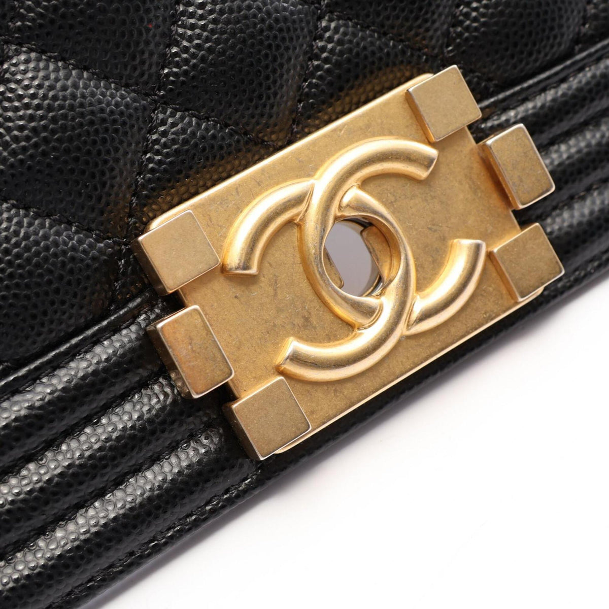 Chanel Black Grained Calfskin Handbag Shoulder Bag (Pre-Owned)