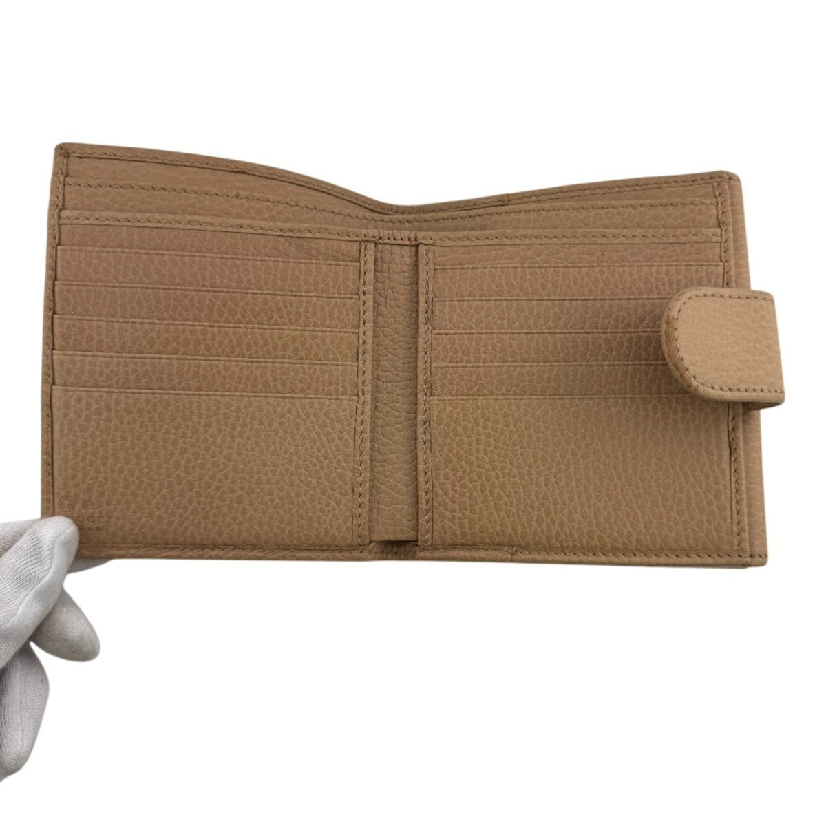 Gucci Beige Leather Wallet (Bi-Fold) (Pre-Owned)