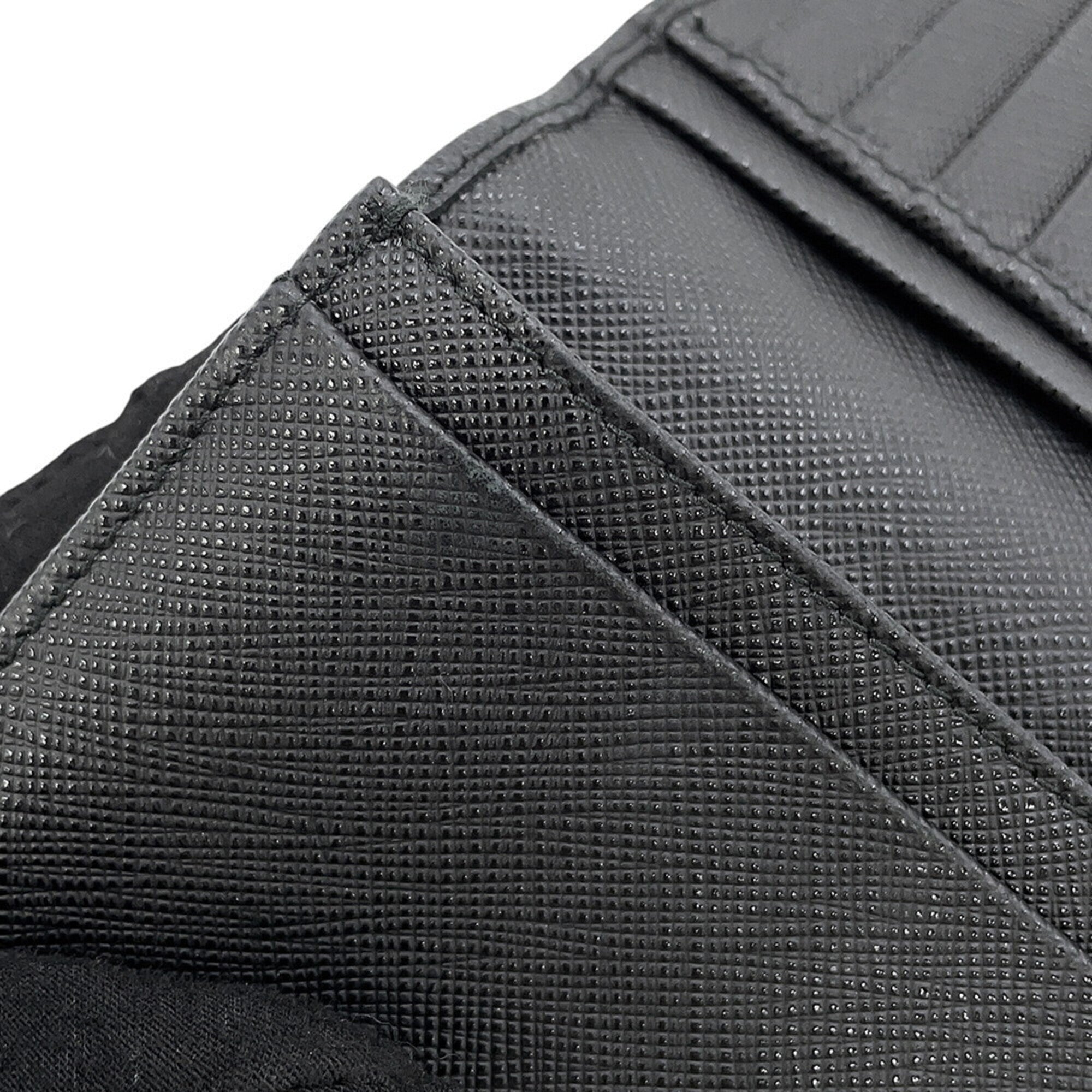 Prada Black Saffiano Leather Long Wallet (Bi-Fold) (Pre-Owned)