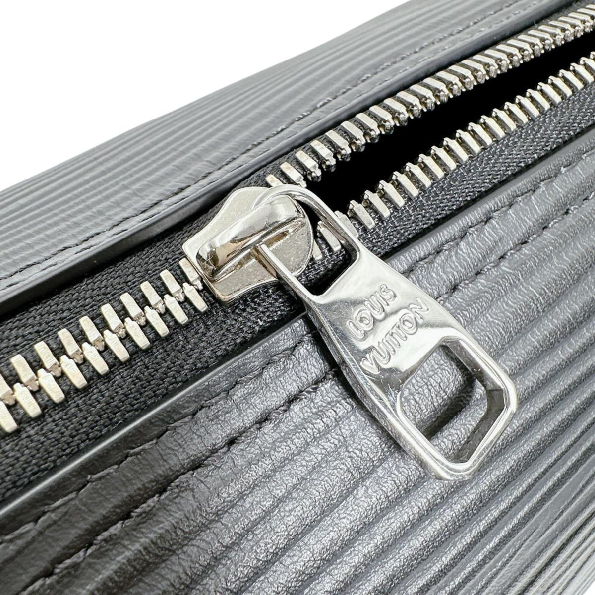 Louis Vuitton Black Epi Leather Handbag (Pre-Owned)