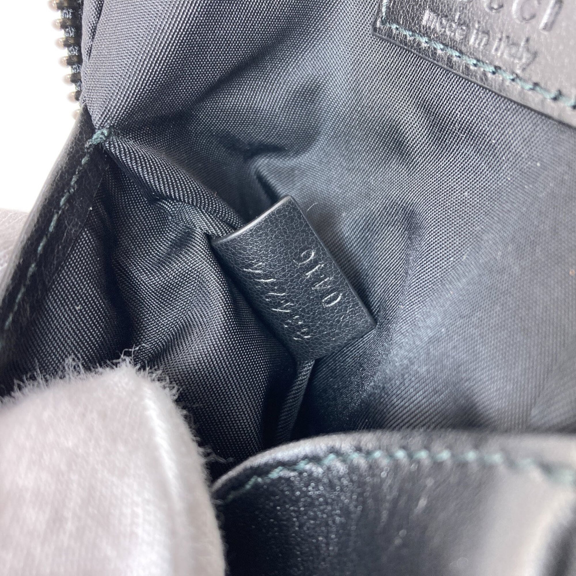 Gucci Black Nylon Shoulder Bag (Pre-Owned)