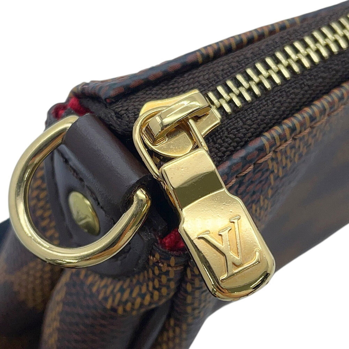 Louis Vuitton Ebene Red Color Damier Canvas Pouch Shoulder Bag (Pre-Owned)