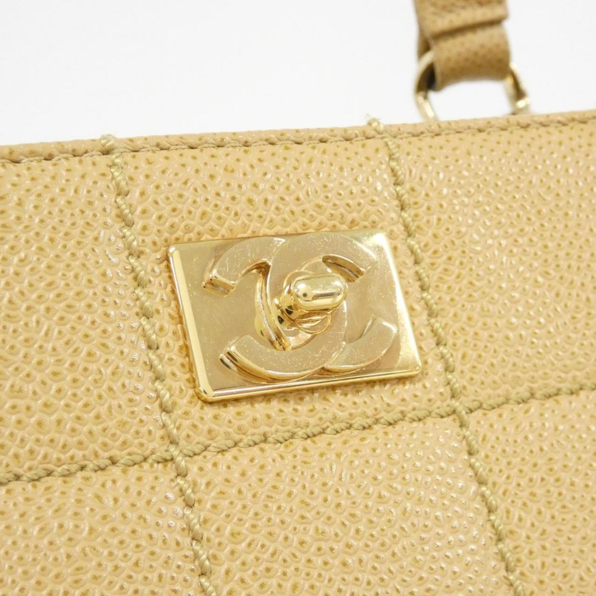 Chanel Beige Handbag (Pre-Owned)