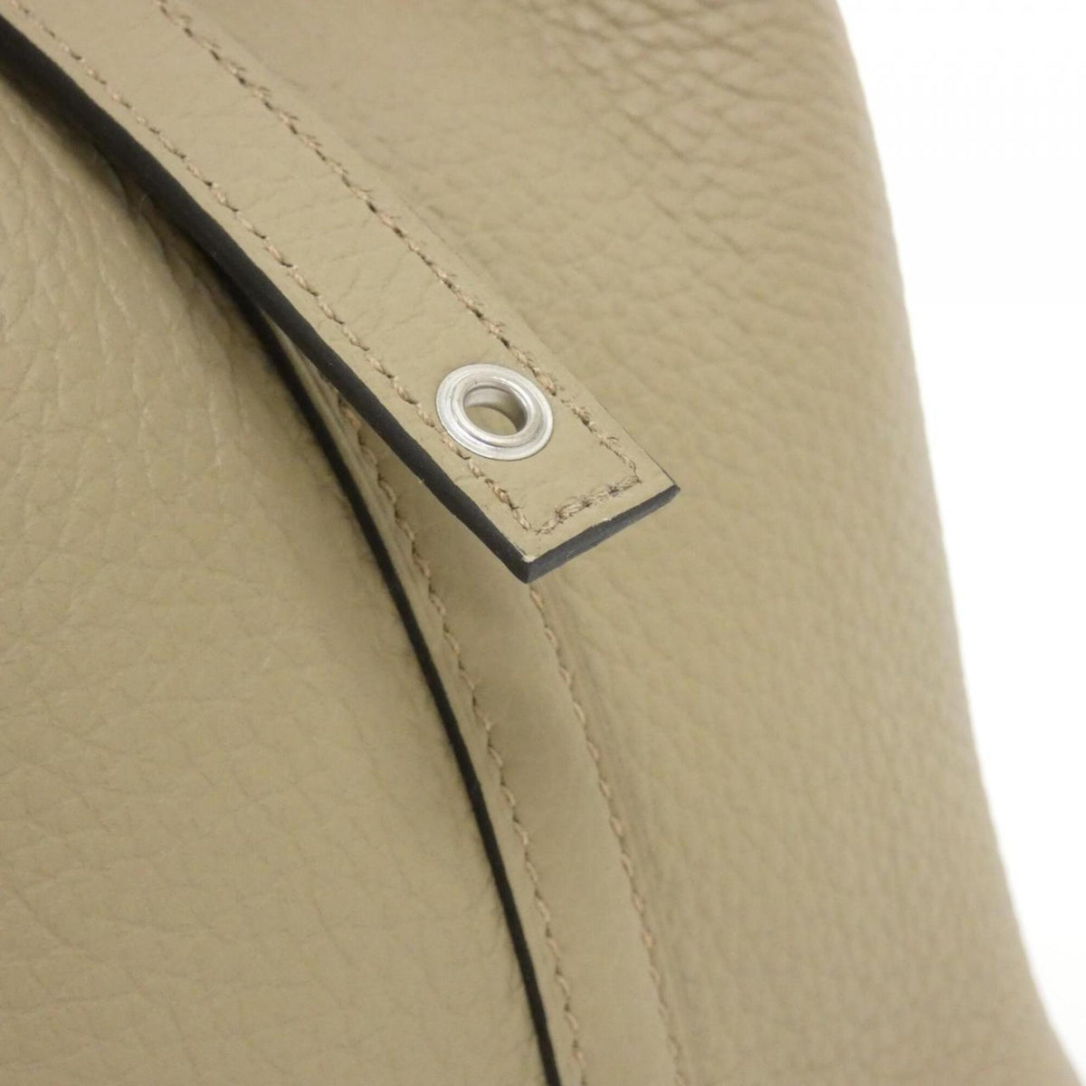 Hermes Beige Taurillon Clemence Leather Handbag (Pre-Owned)