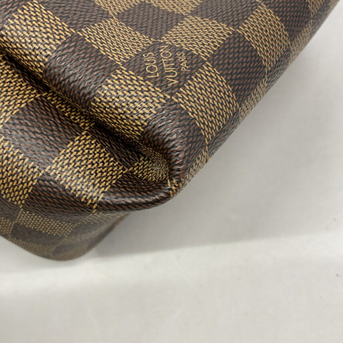 Louis Vuitton Ebene Handbag (Pre-Owned)