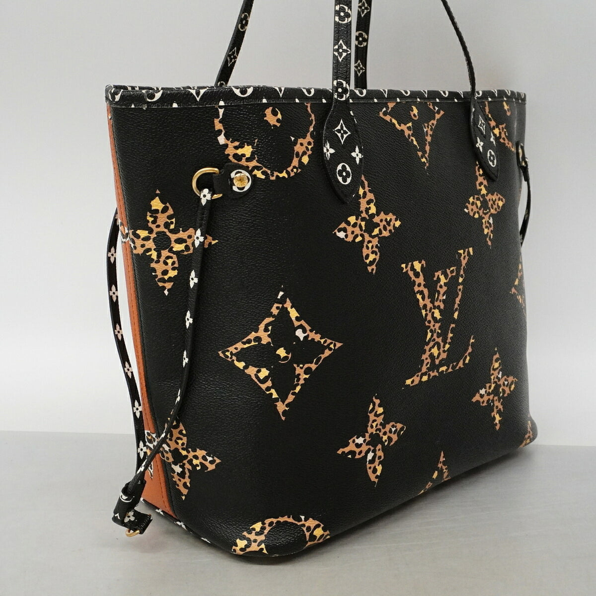 Louis Vuitton Noir Tote Bag (Pre-Owned)