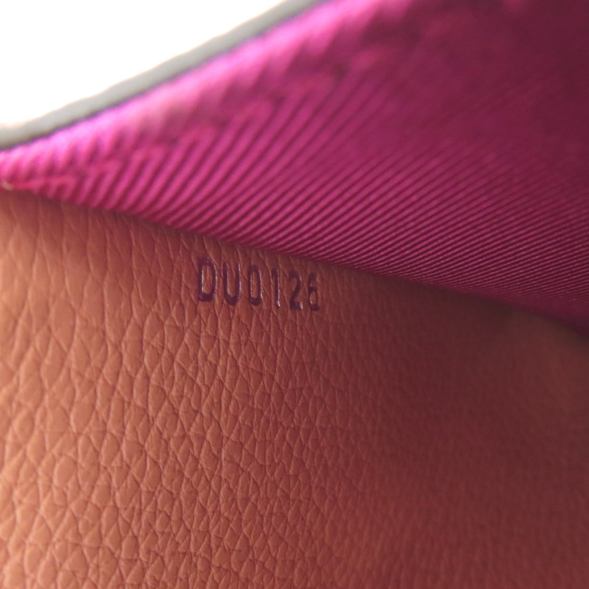 Louis Vuitton Gray Pink Purple Leather Shoulder Bag (Pre-Owned)