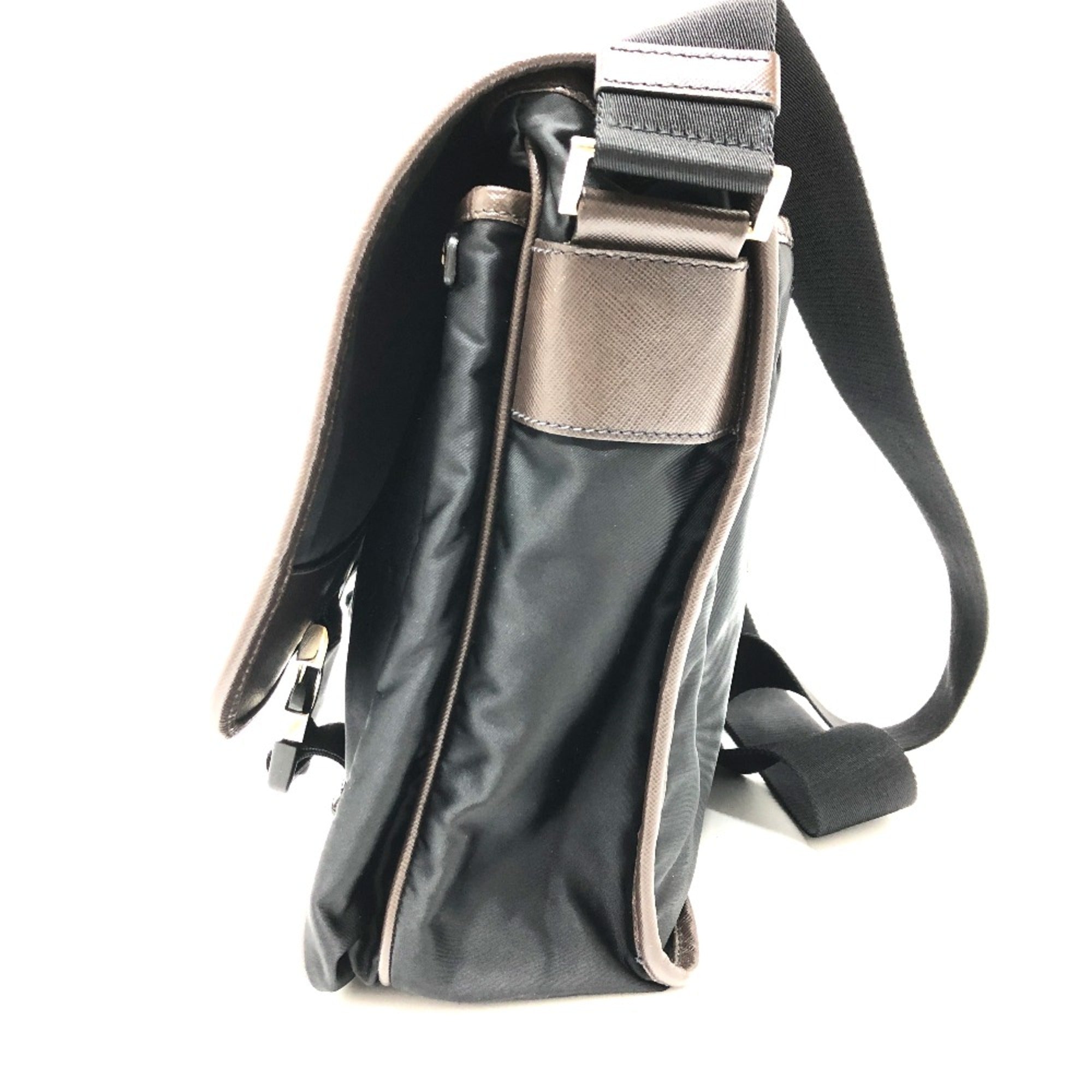 Prada Black Cloth Shoulder Bag (Pre-Owned)