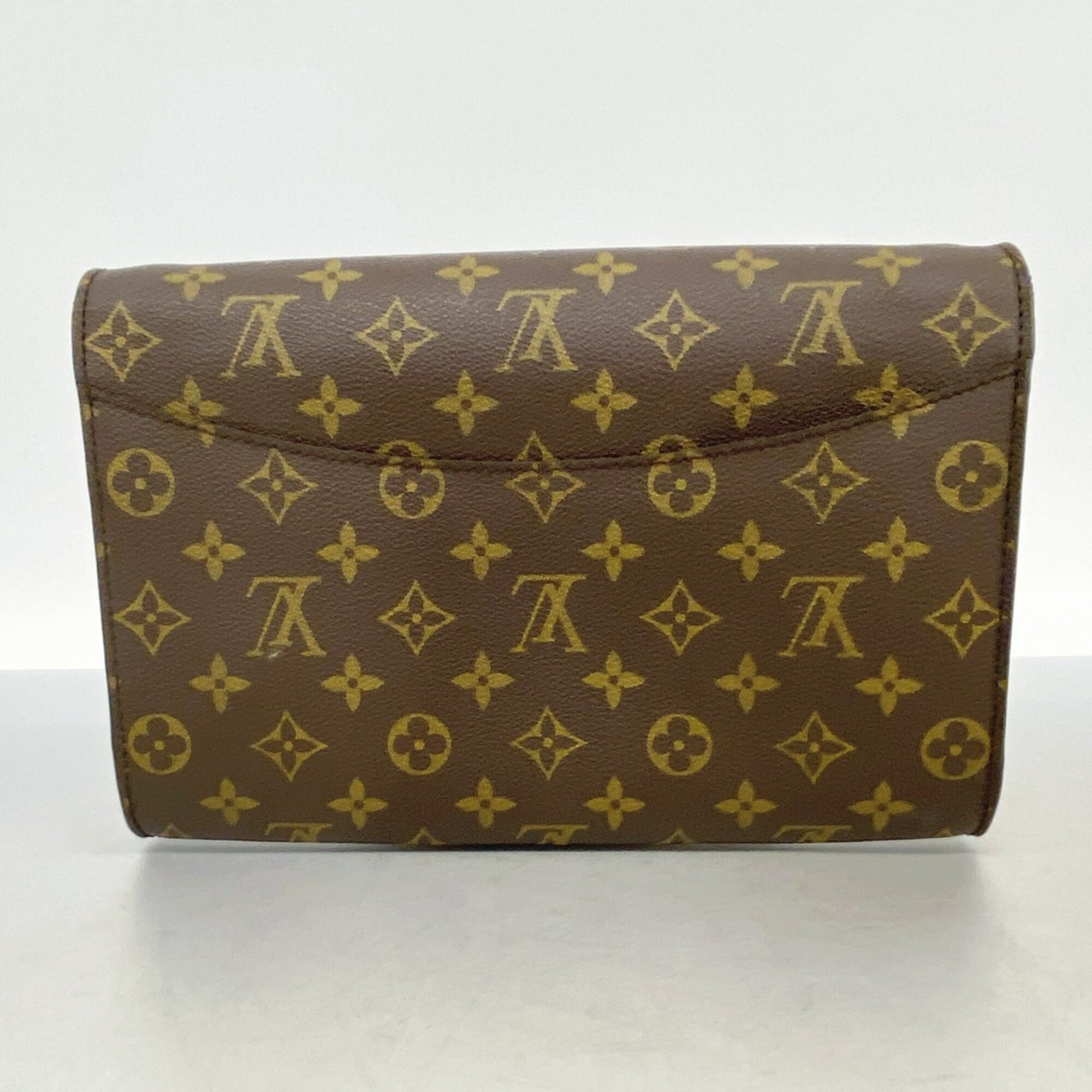Louis Vuitton Brown Clutch Bag (Pre-Owned)