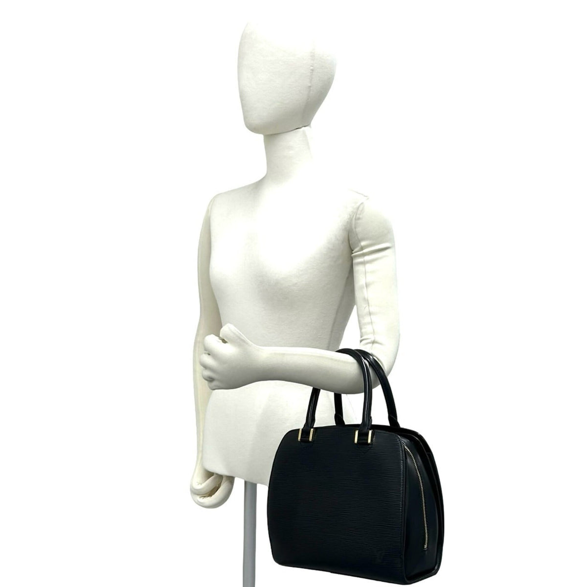 Louis Vuitton Black Leather Boston Bag Handbag (Pre-Owned)