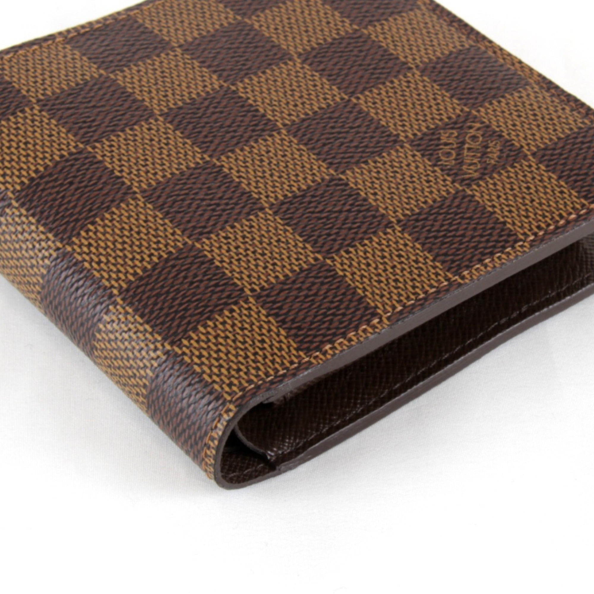 Louis Vuitton Damier Brown Damier Canvas Wallet (Bi-Fold) (Pre-Owned)