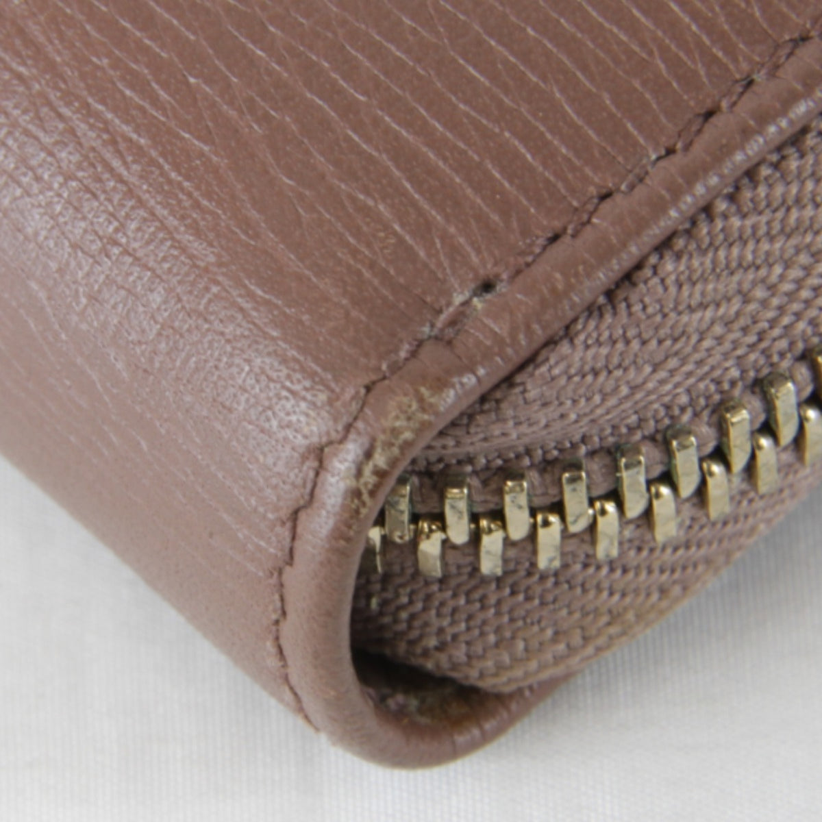 Gucci Gucci Interlocking Gray Beige Pink Leather Long Wallet (Bi-Fold) (Pre-Owned)