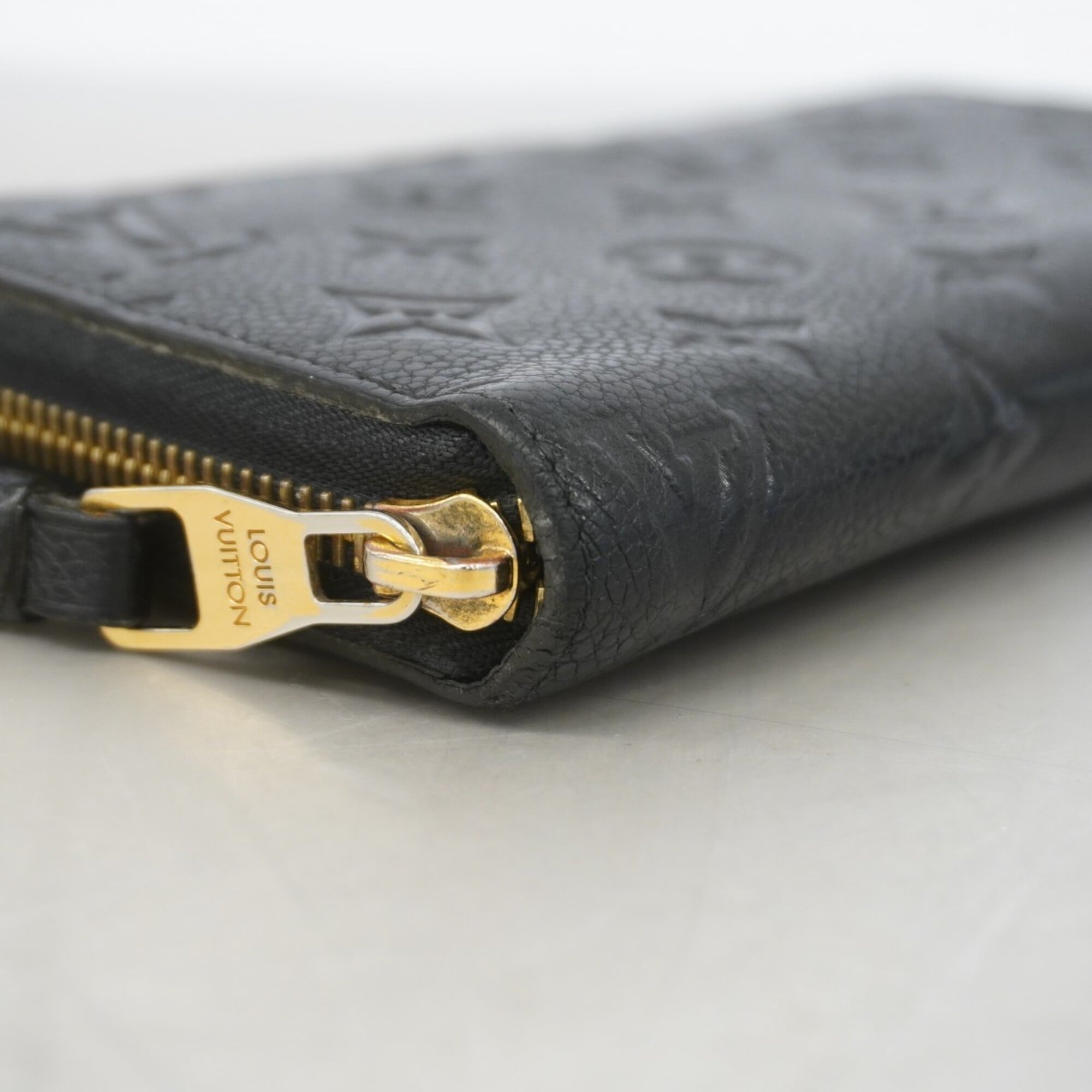 Louis Vuitton Noir Long Wallet (Bi-Fold) (Pre-Owned)