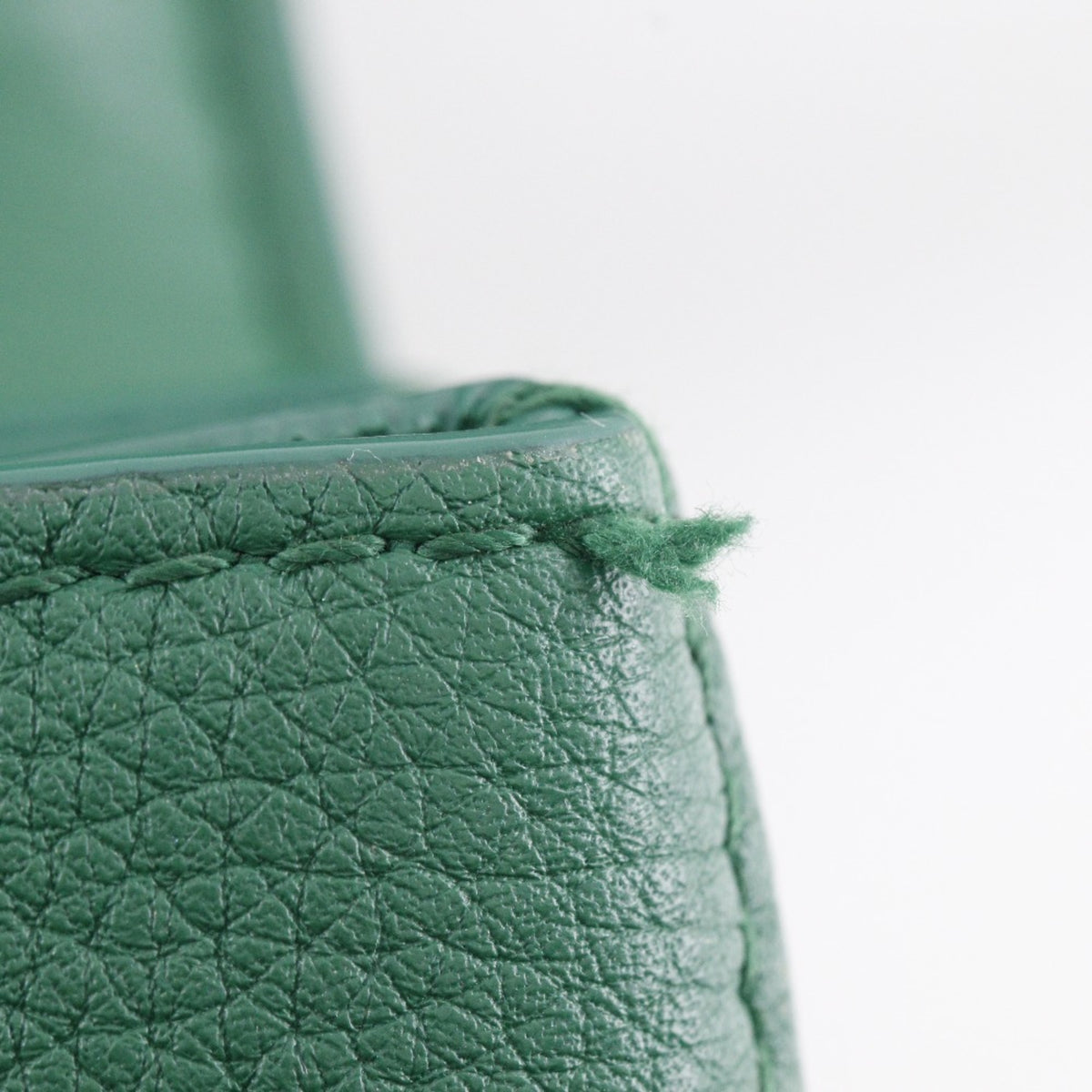 Bottega Veneta Green Leather Shoulder Bag (Pre-Owned)