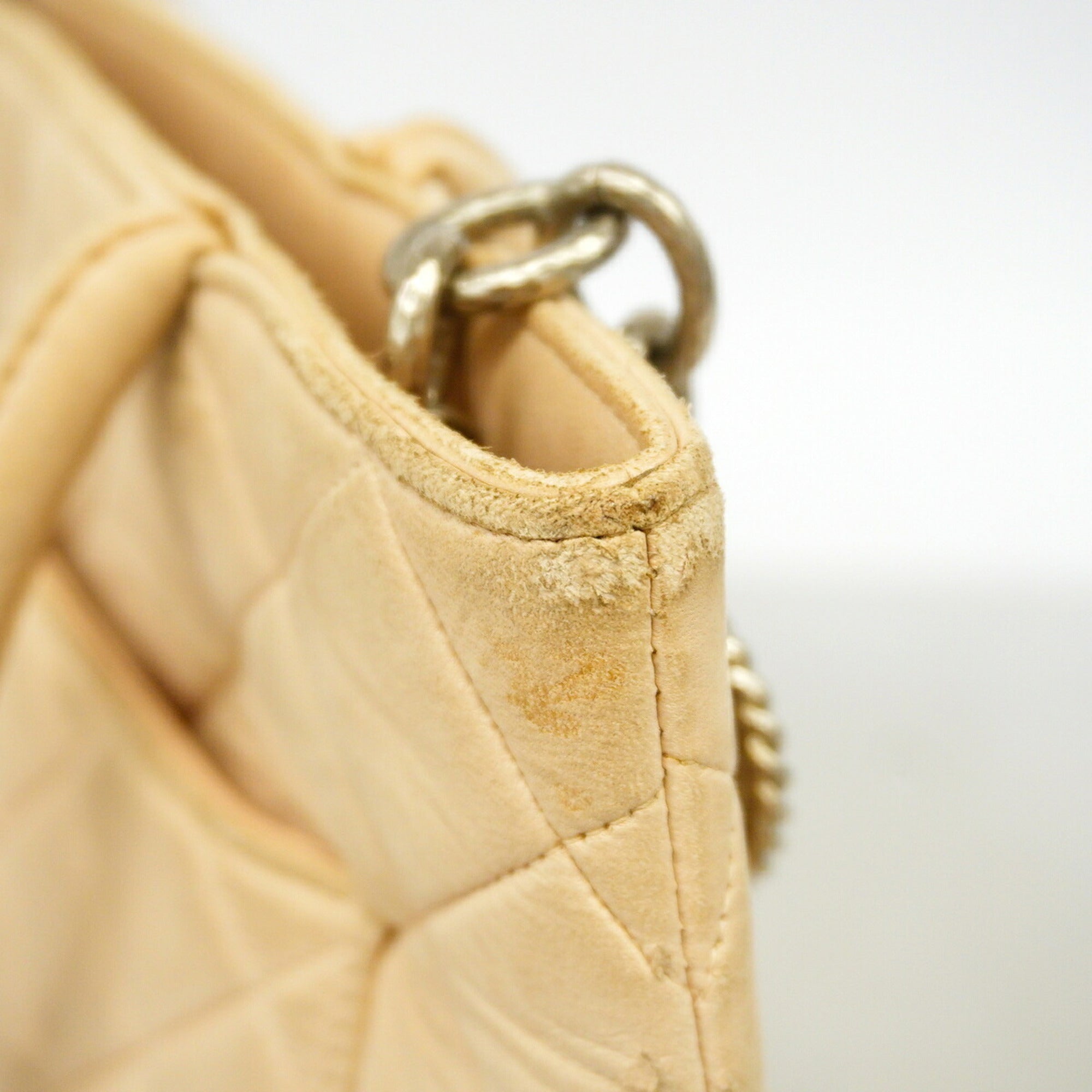Chanel Beige Leather Tote Bag (Pre-Owned)