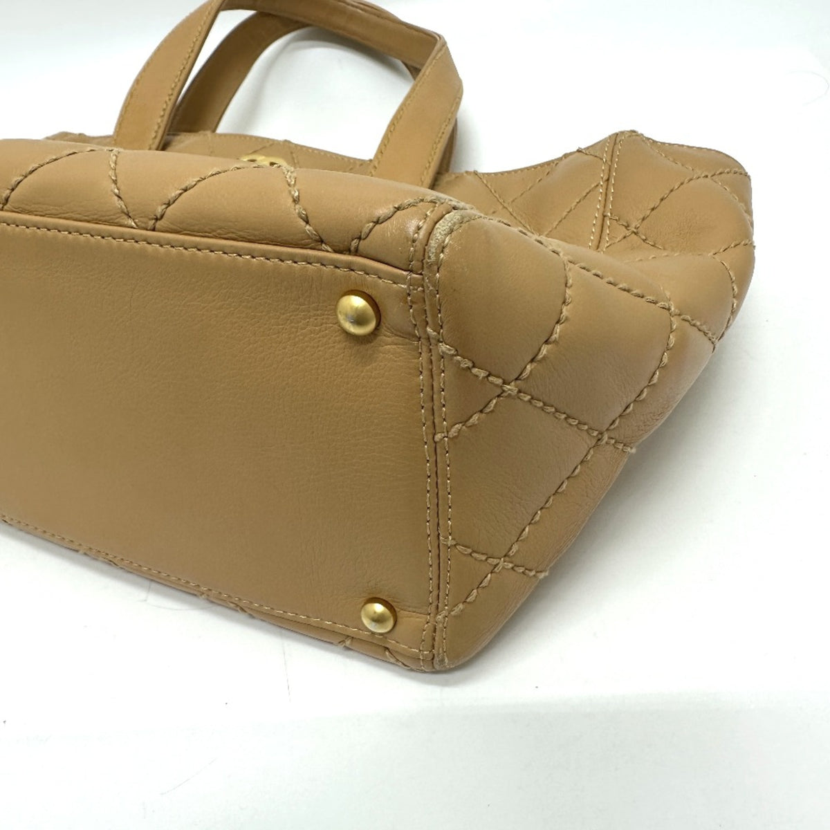 Chanel Beige Leather Tote Bag (Pre-Owned)