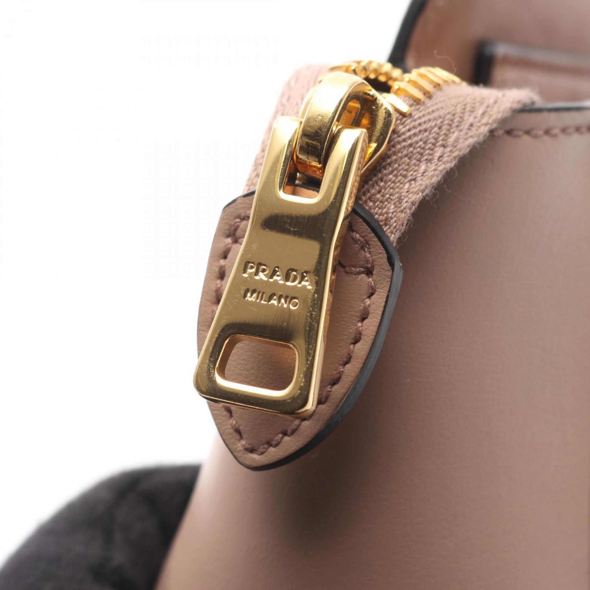 Prada Beige Saffiano Handbag (Pre-Owned)