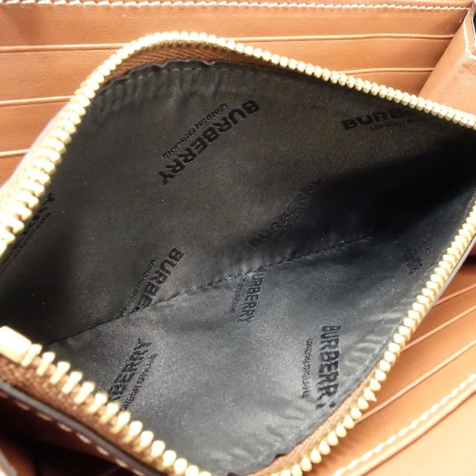 Burberry Black White Canvas Leather Long Wallet (Bi-Fold) (Pre-Owned)