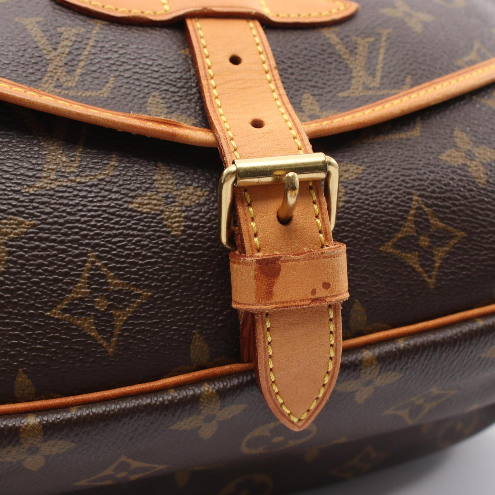Louis Vuitton Brown Coated Canvas Leather Handbag Shoulder Bag (Pre-Owned)