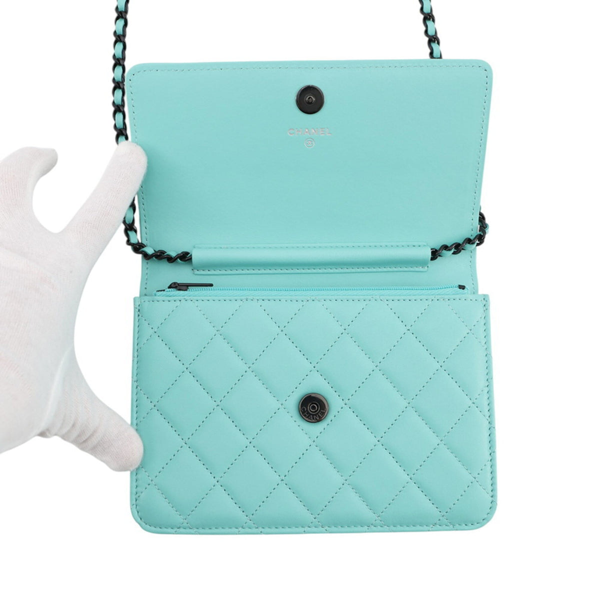 Chanel Black Turquoise Chain/Shoulder Wallet (Pre-Owned)