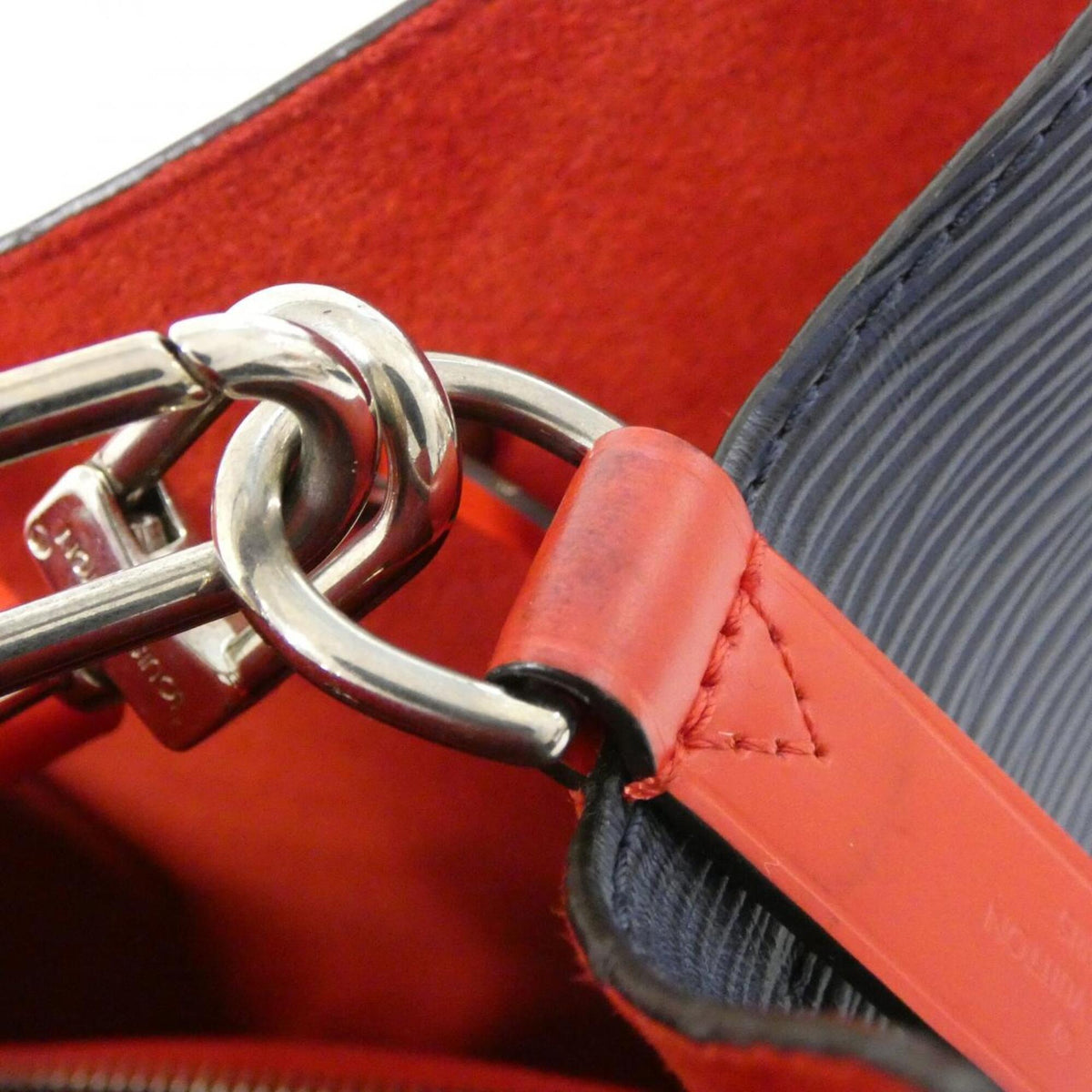 Louis Vuitton Indigo Leather Shoulder Bag (Pre-Owned)