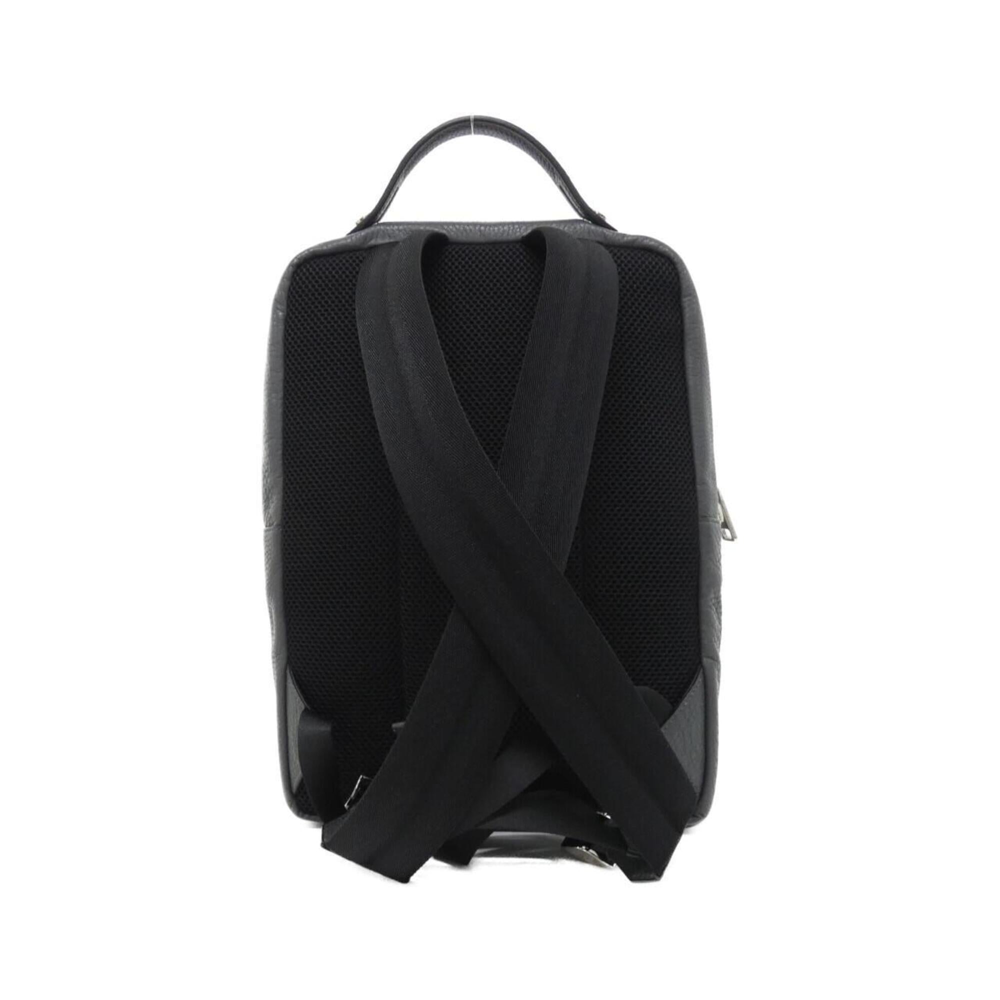 Fendi Selleria Silver Leather Backpack (Pre-Owned)