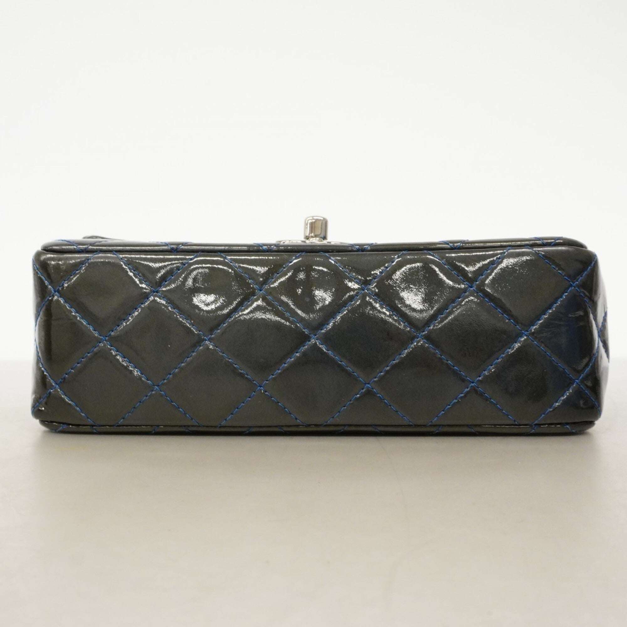 Chanel Blue Gray Patent Leather Shoulder Bag (Pre-Owned)