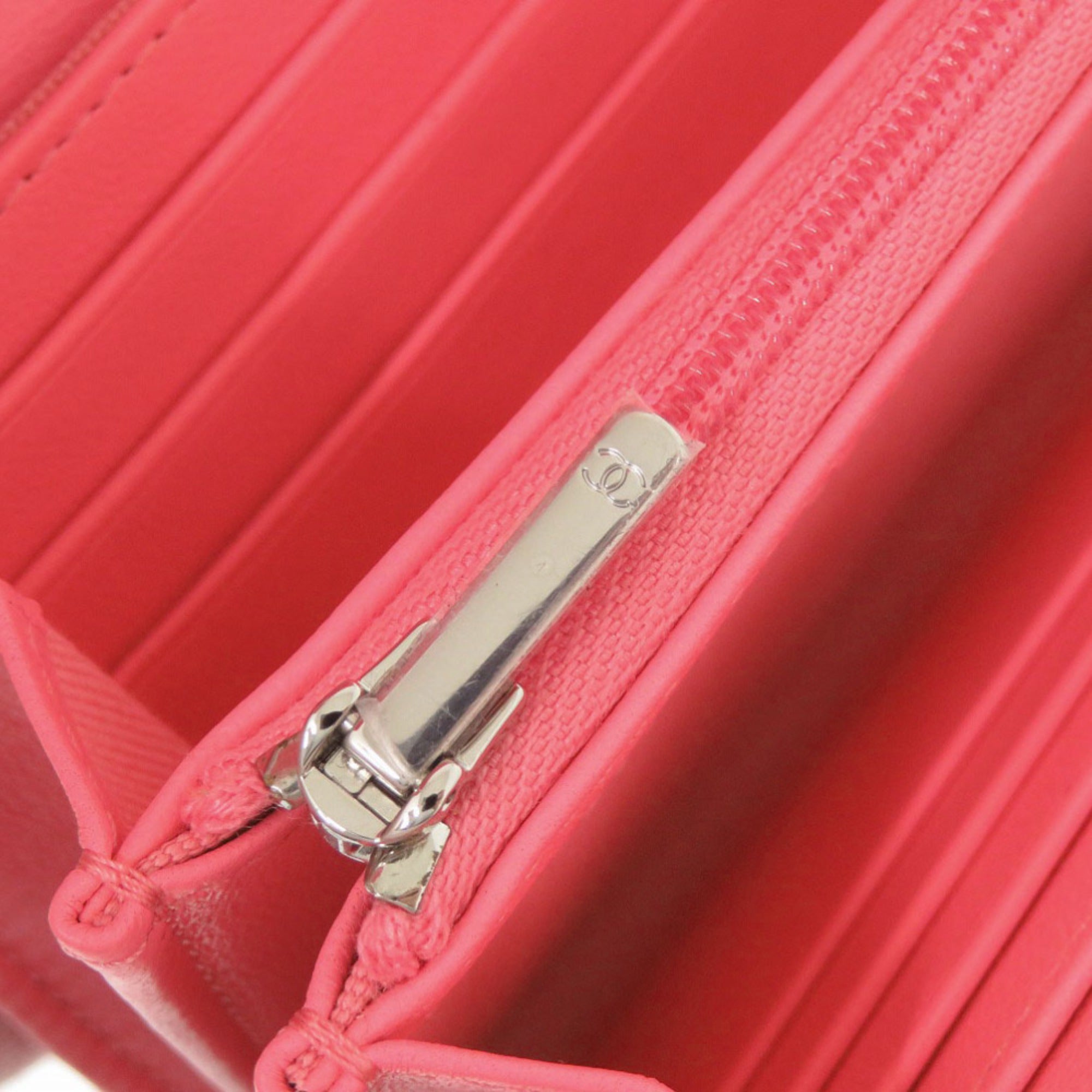 Chanel Pink Leather Long Wallet (Bi-Fold) (Pre-Owned)