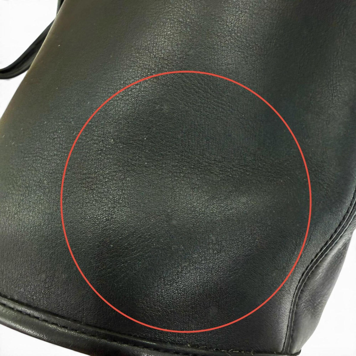 Coach Black Leather Shoulder Bag (Pre-Owned)