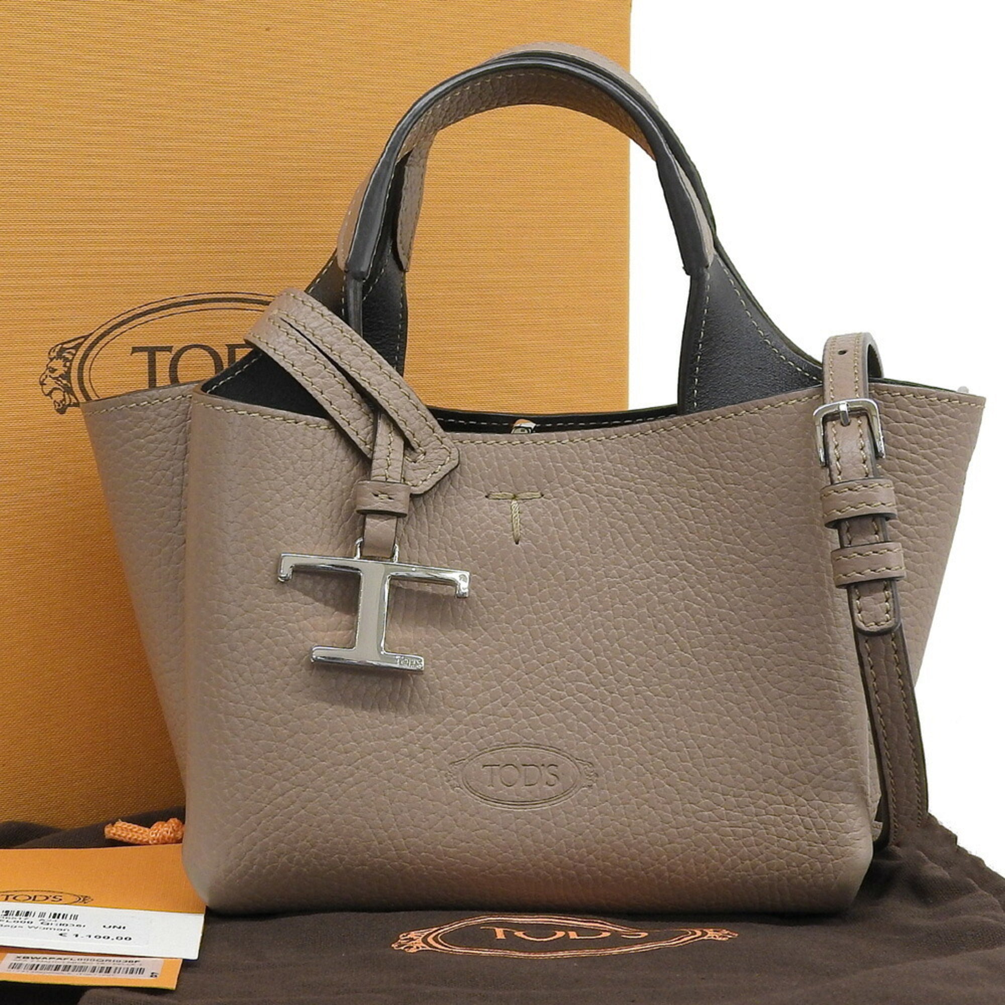 Tod's Beige Leather Handbag (Pre-Owned)